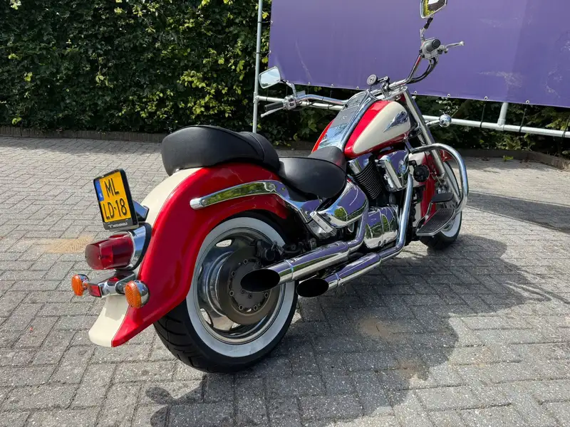 Suzuki Intruder 1500 - foto 5