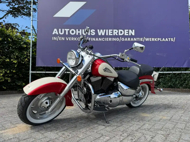 Suzuki Intruder 1500