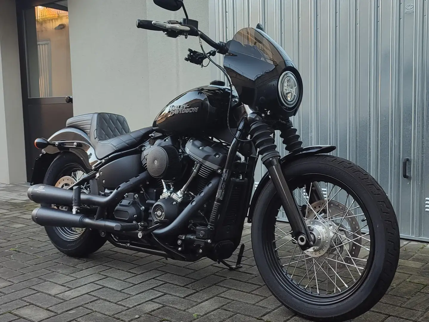 Harley-Davidson Street Bob FXBB 107 Nero - 1