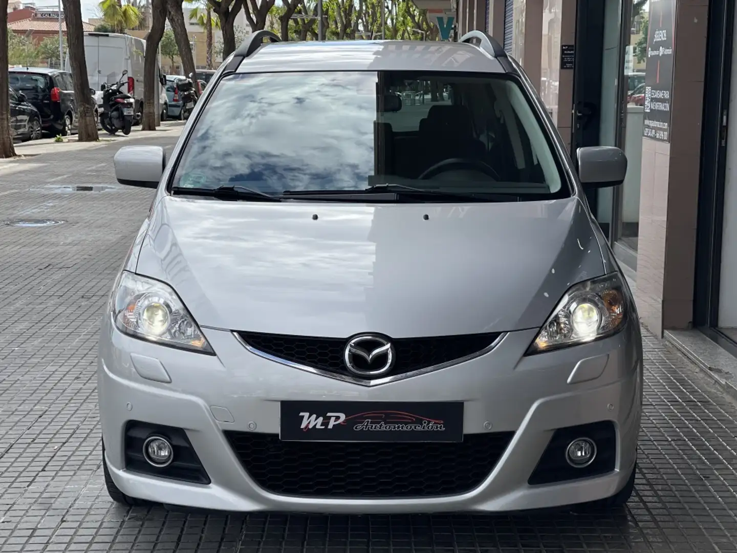 Mazda 5 2.0 Luxury Aut. Srebrny - 2