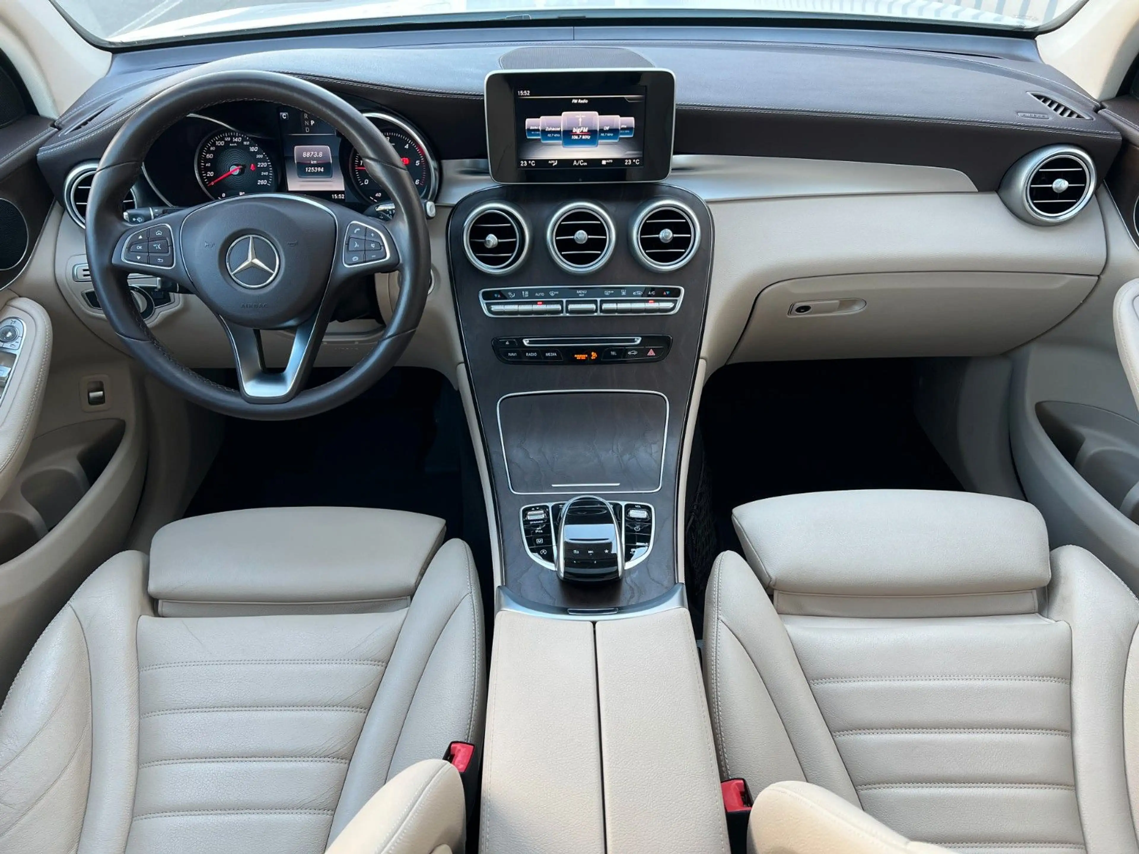 Mercedes-Benz GLC 350 d Coupe AMG *ILS*STNDHZNG*LEDER* — photo 10