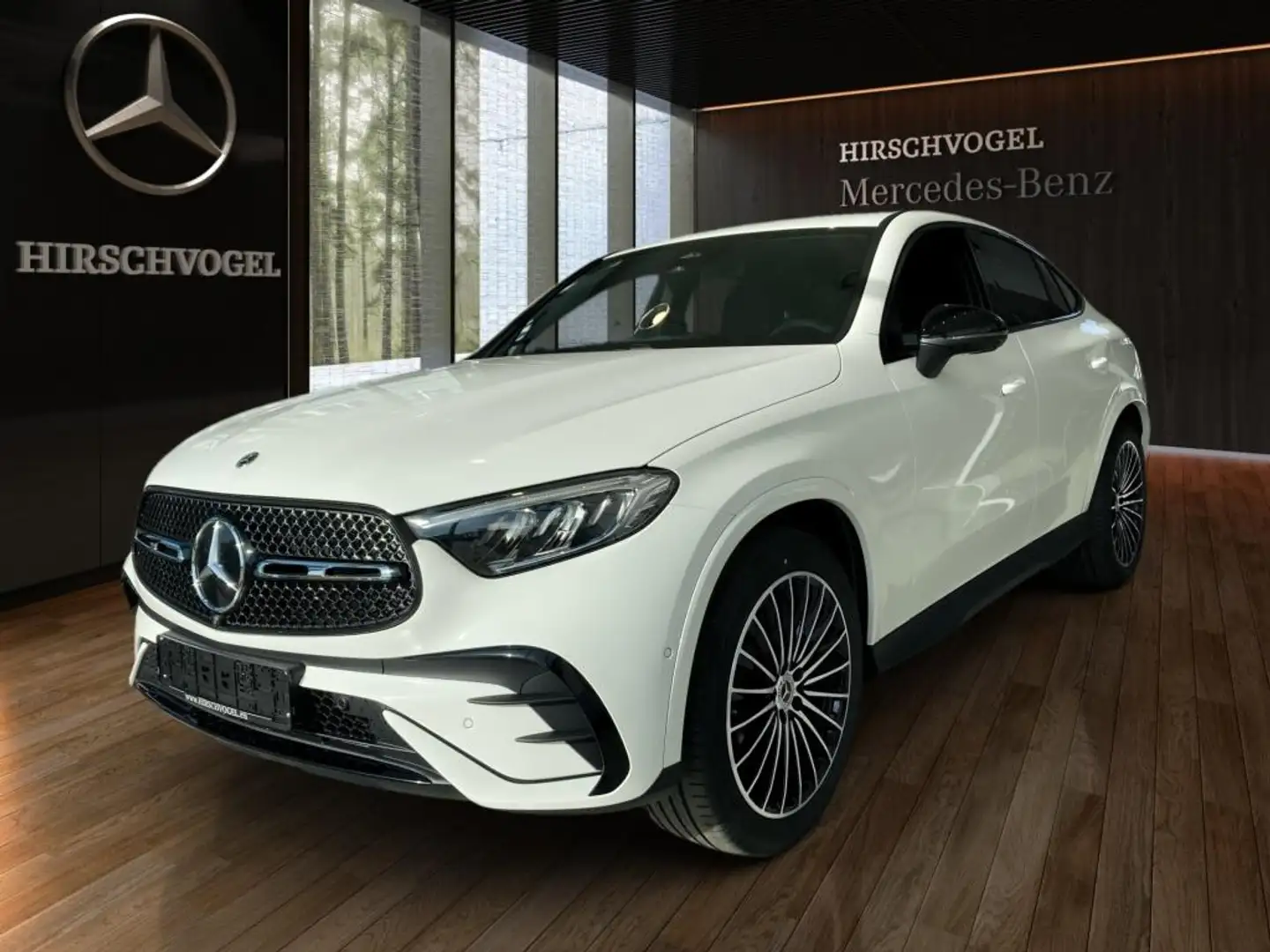 Mercedes-Benz GLC 200 4M EDITION AMG-Line+Night+AHK+DISTRONIC White - 2