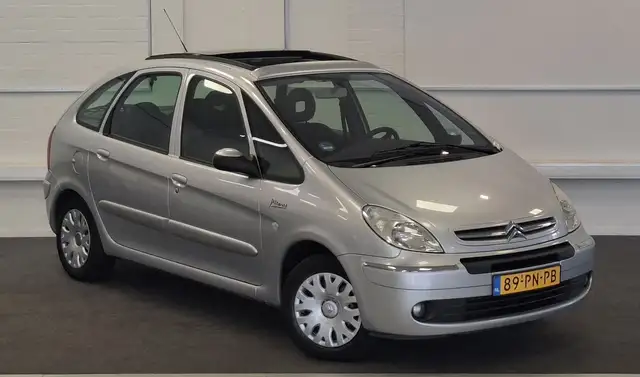 Citroen Xsara Picasso view 24