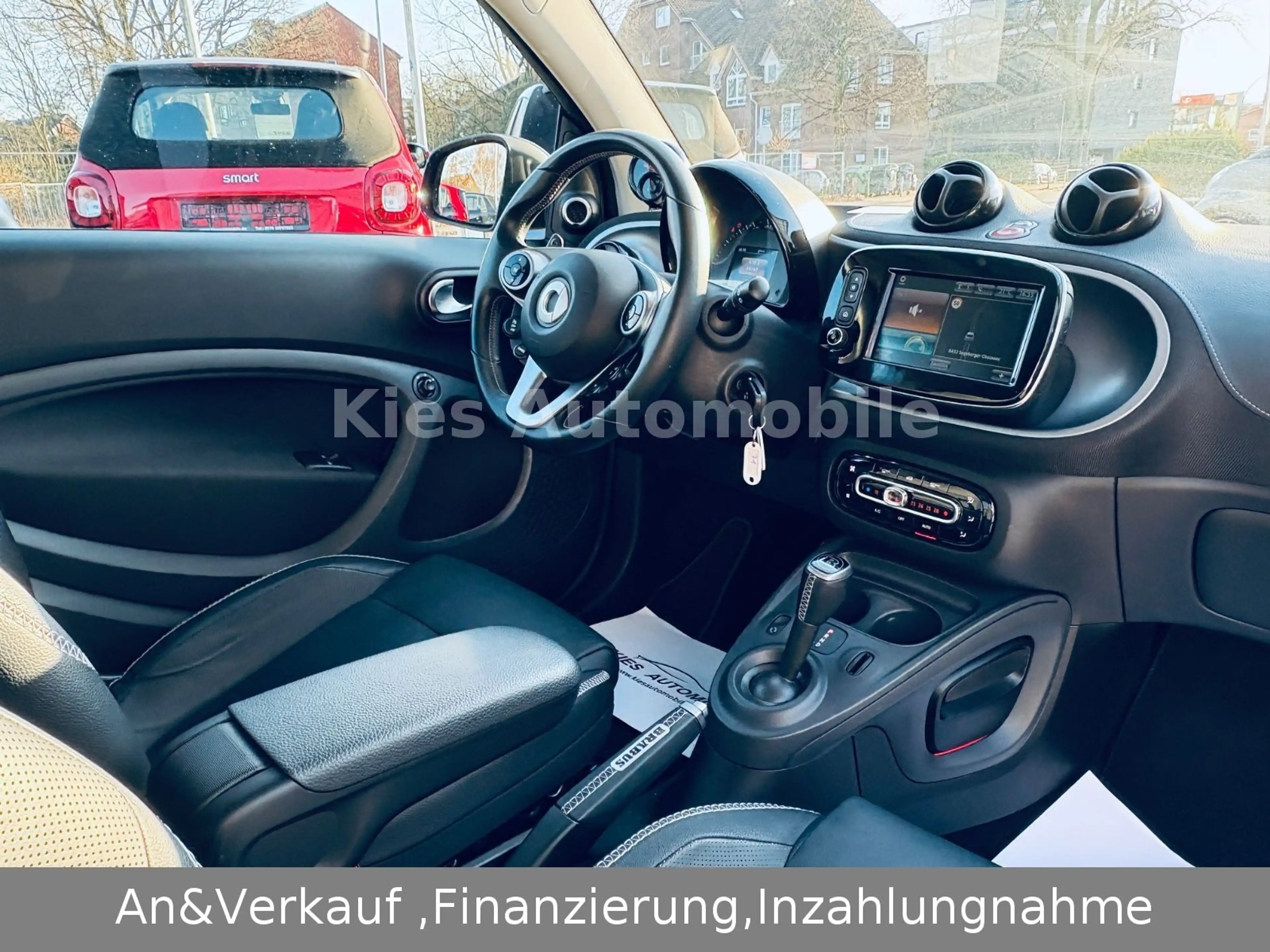 smart forTwo Brabus Xclusive 109Ps LEDER/JBL/NAVI/PANO — photo 10