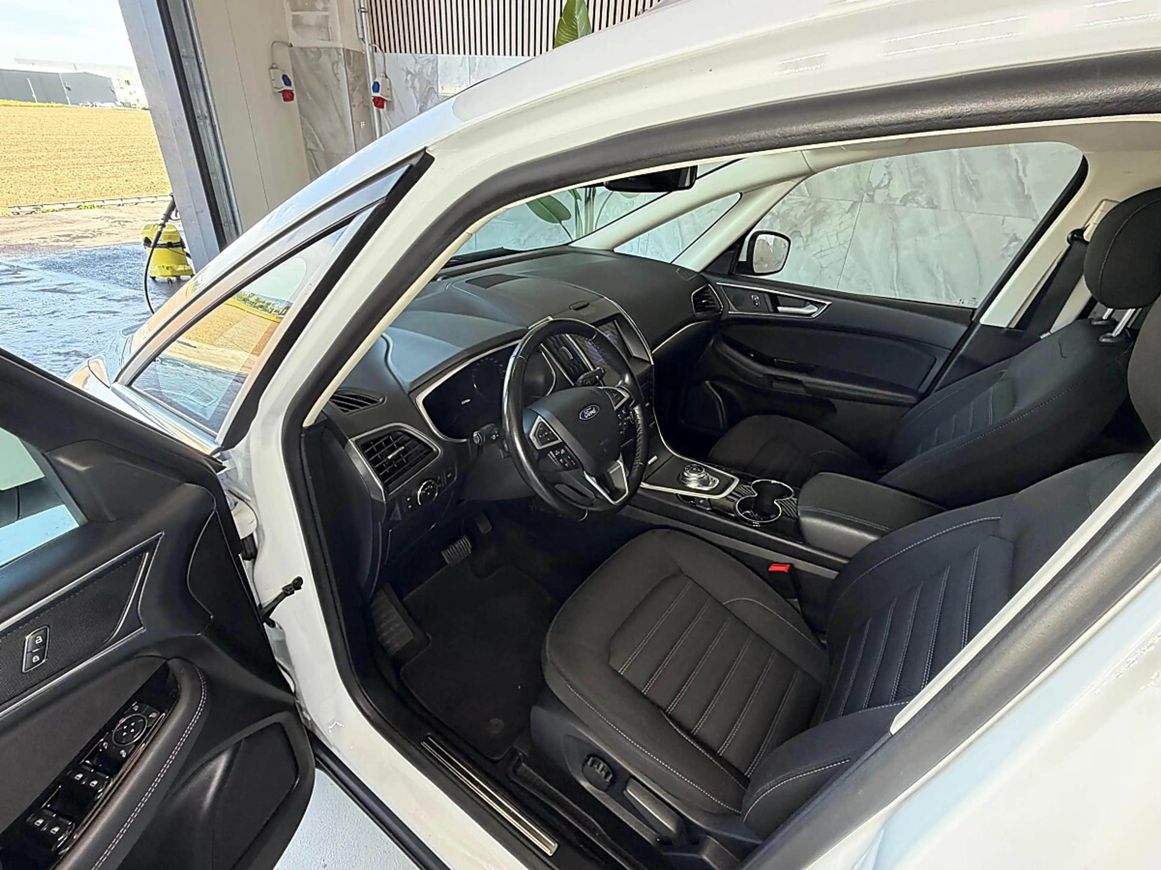 Ford Galaxy 2.0 EcoBlue Titanium AWD, Start/Stopp, AHK, Ein... — photo 11