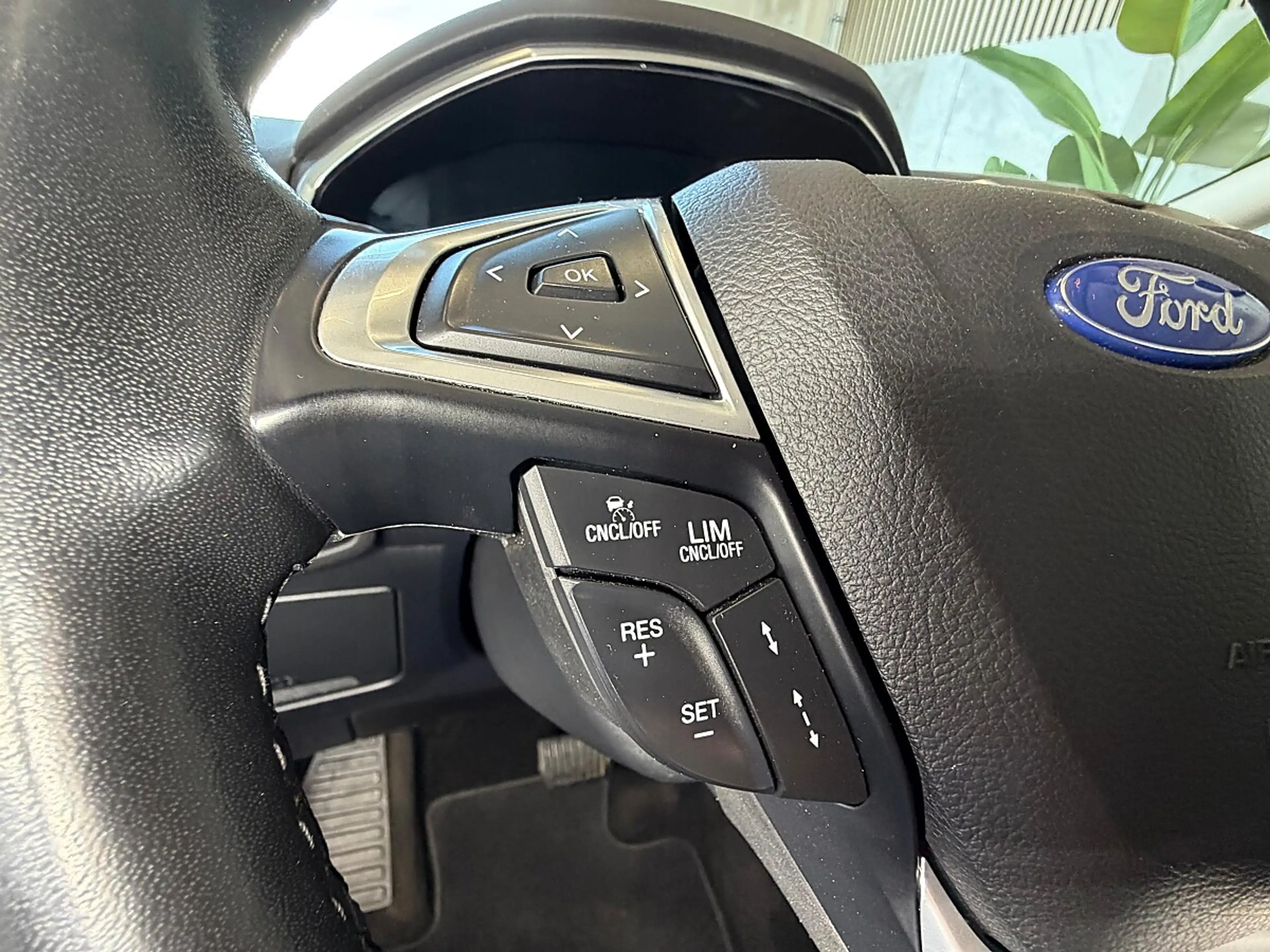 Ford Galaxy 2.0 EcoBlue Titanium AWD, Start/Stopp, AHK, Ein... — photo 12