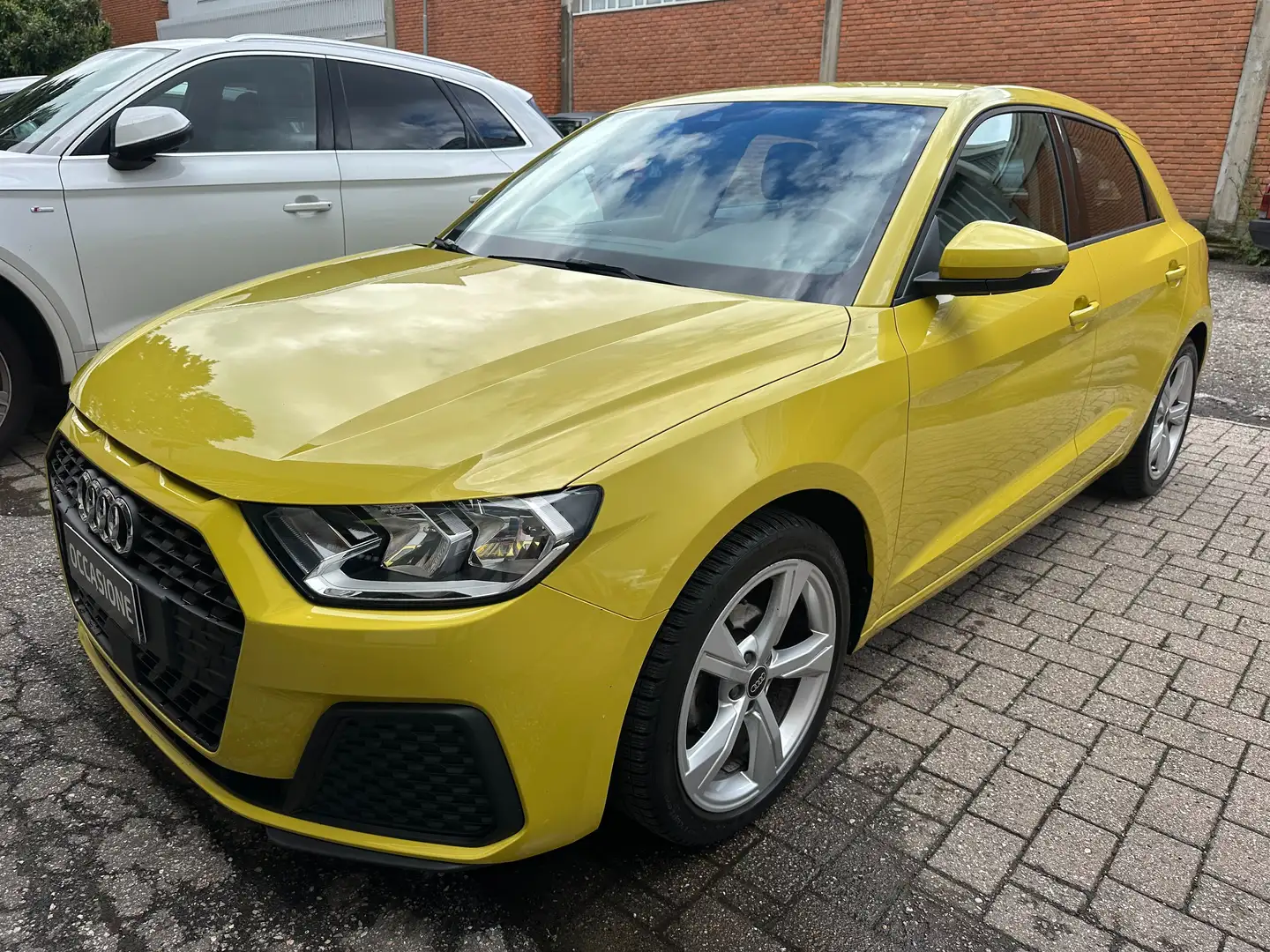Audi A1 A1 Sportback 25 1.0 tfsi S Line Edition my20 Amarillo - 1