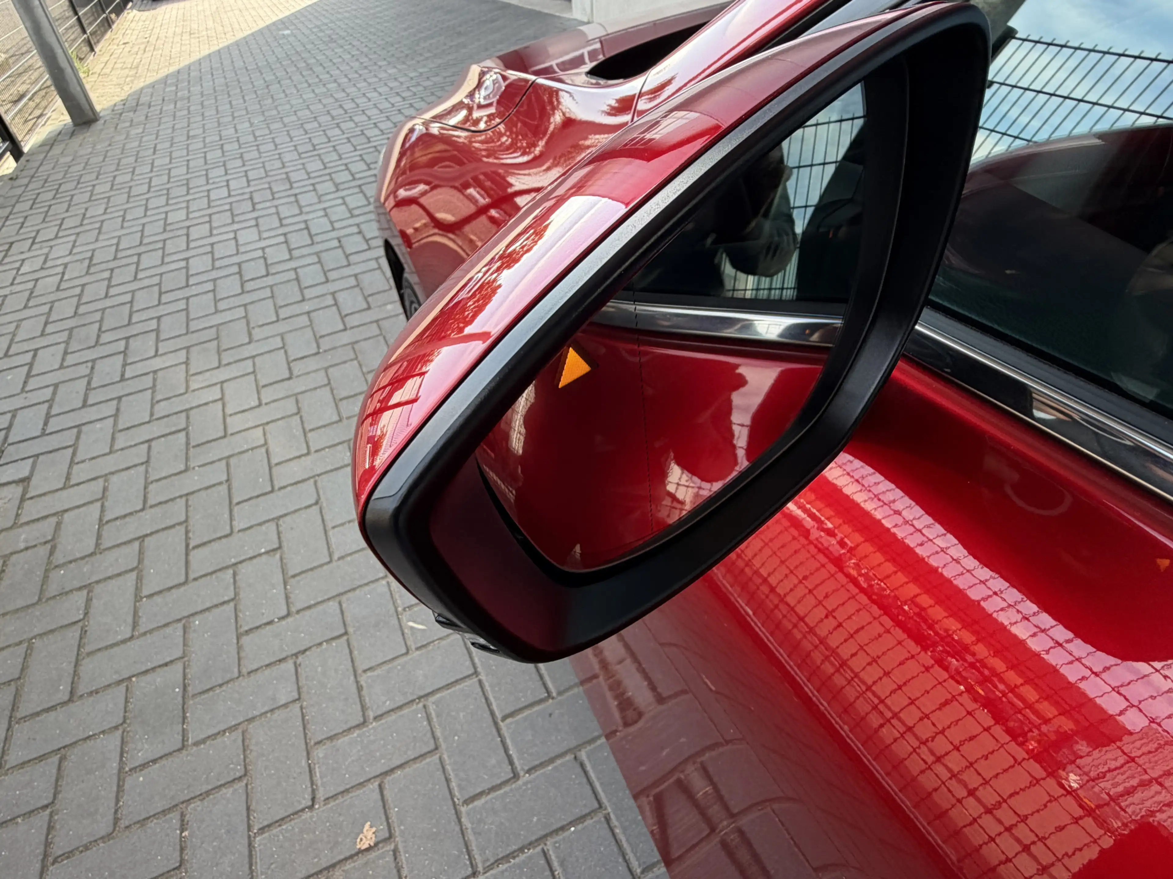 Mazda 3 2.0 e-SkyActiv-X M Hybrid 186 Exclusive-line | Pan — photo 4
