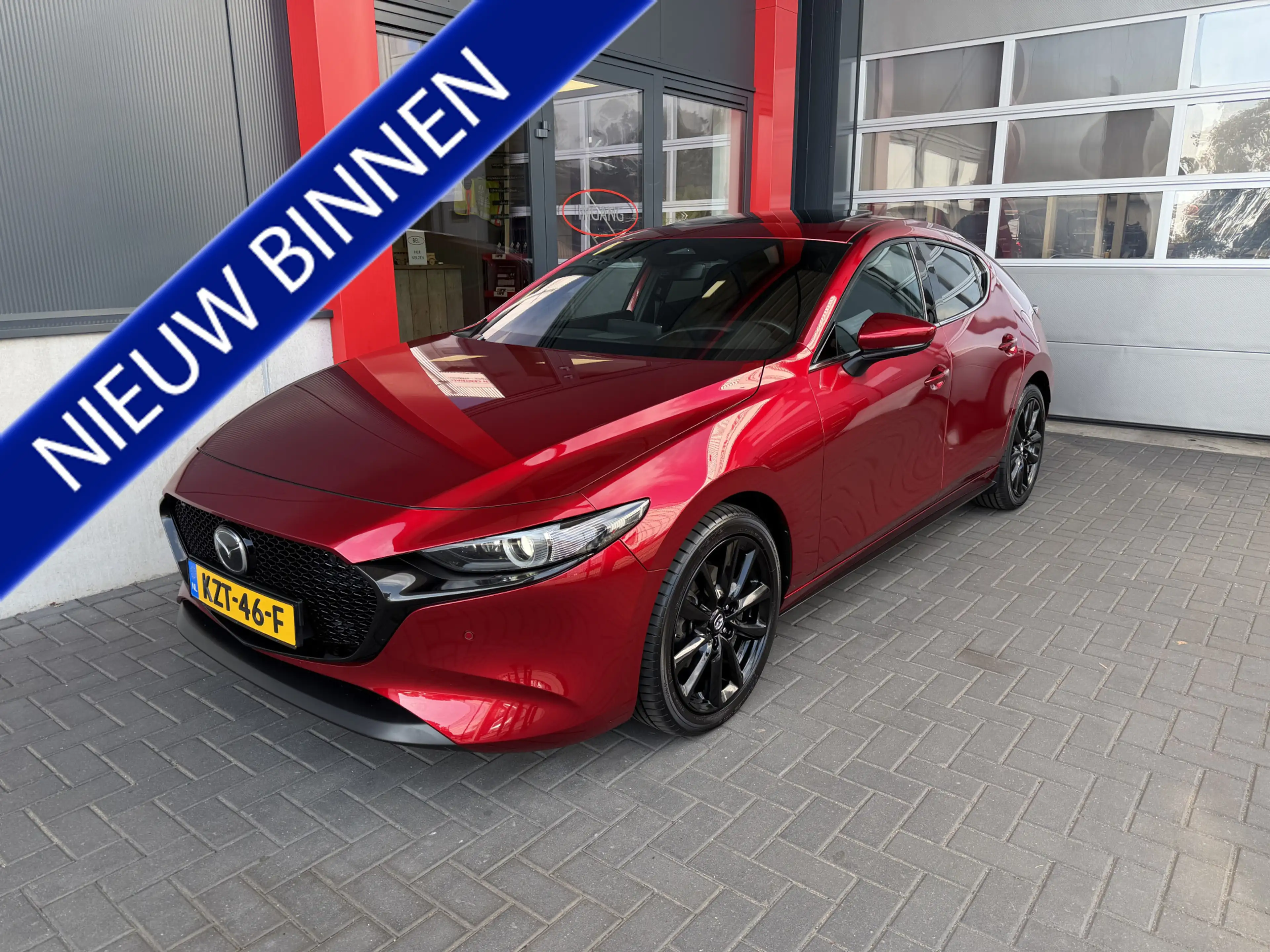 Mazda 3 2.0 e-SkyActiv-X M Hybrid 186 Exclusive-line | Pan