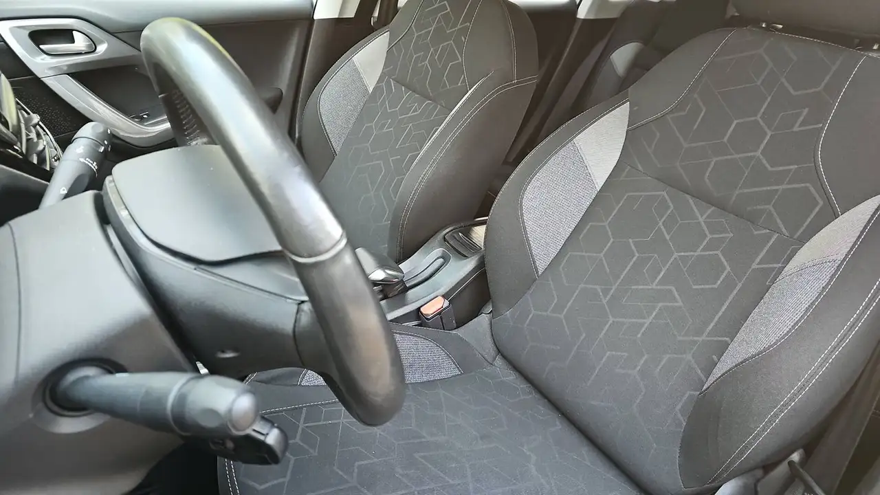 Peugeot 2008 2008 — photo 25