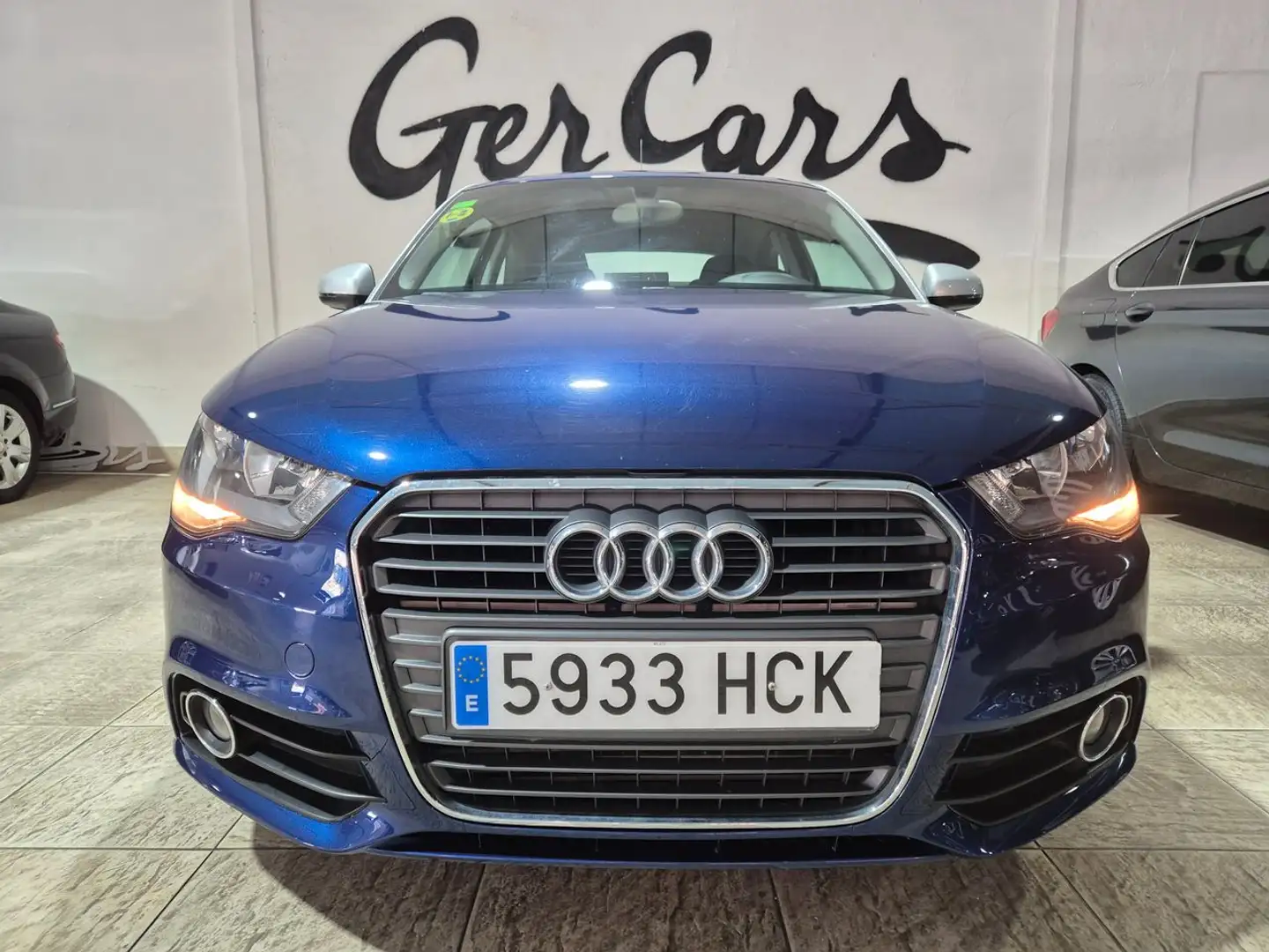 Audi A1 1.6TDI Ambition Azul - 1