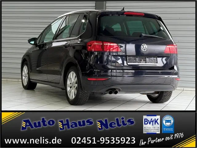 Volkswagen Golf Sportsvan view 5