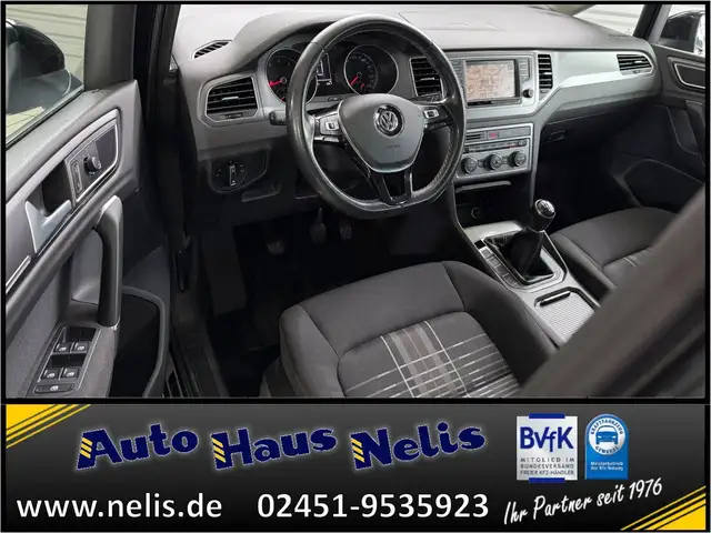Volkswagen Golf Sportsvan view 9