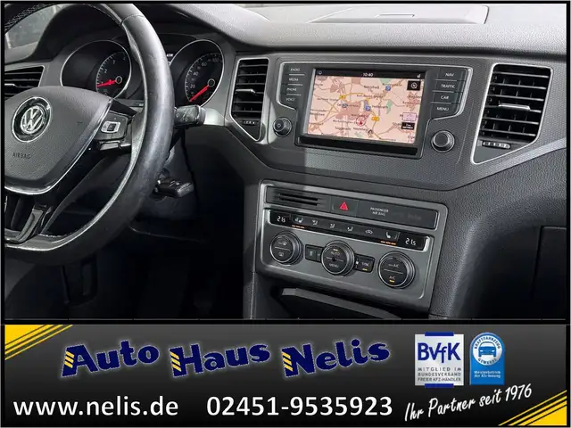 Volkswagen Golf Sportsvan view 15
