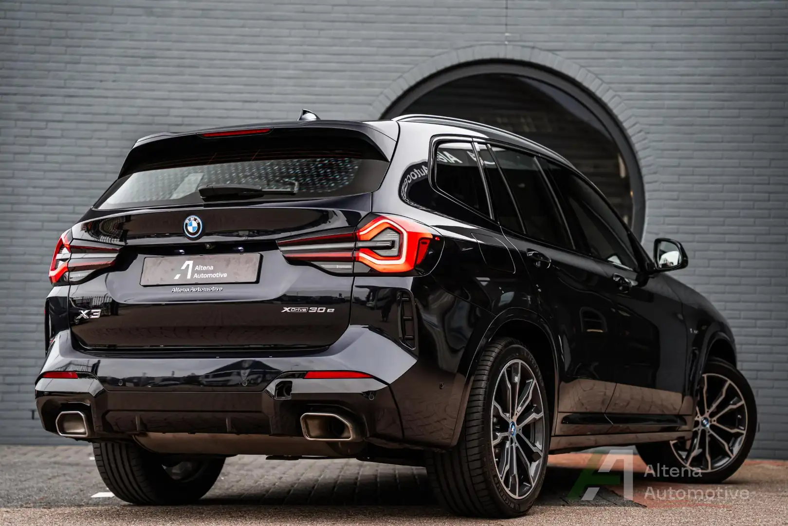 BMW X3 xDrive30e High Executive M-sport BTW, panorama dak Zwart - 2