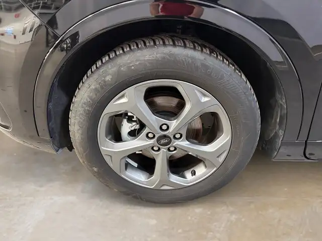Ford Kuga view 12