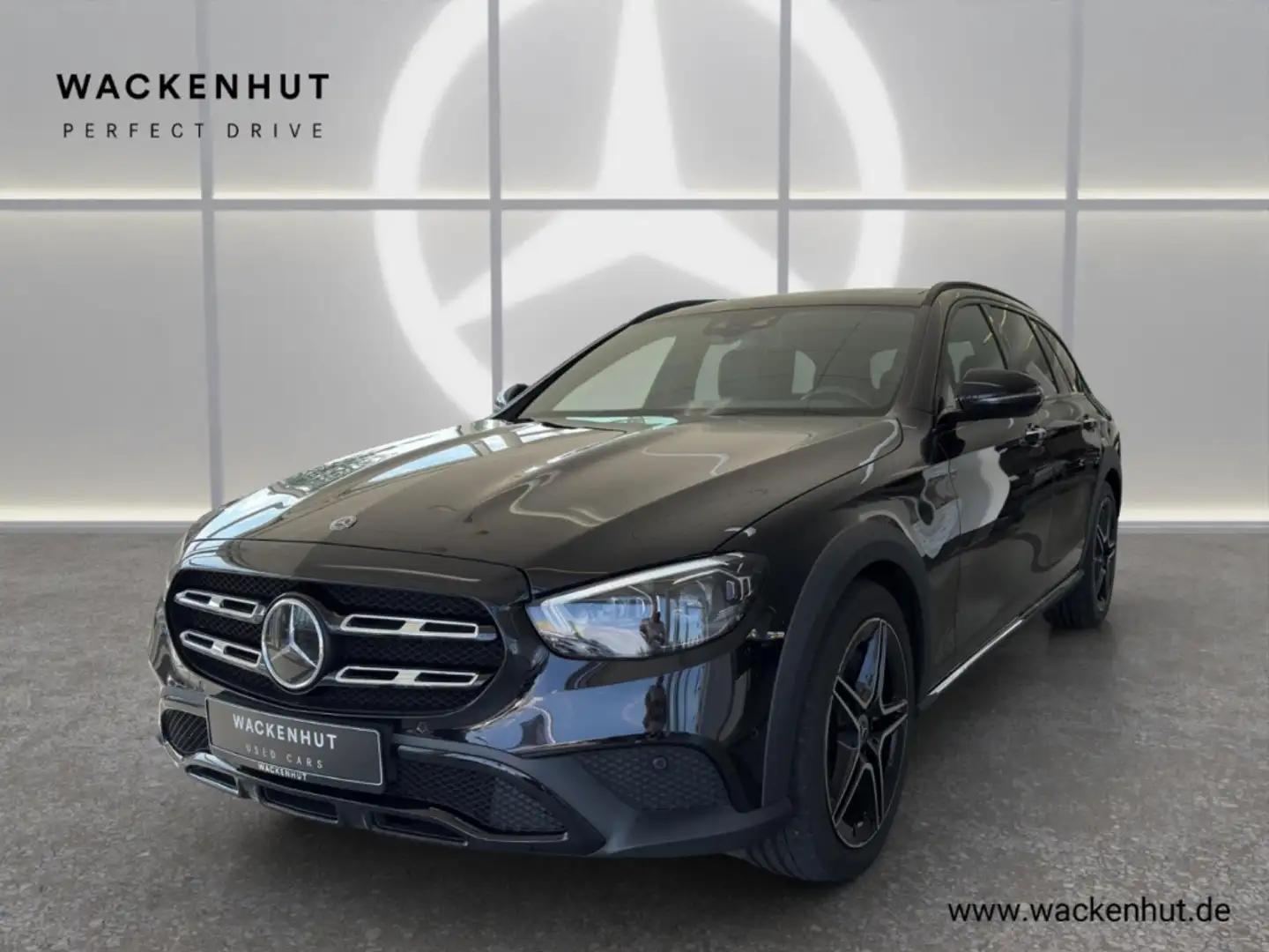 Mercedes-Benz E 400 d 4M All-Terrain NIGHT ABC DISTR+ PANO MULTI Negro - 1
