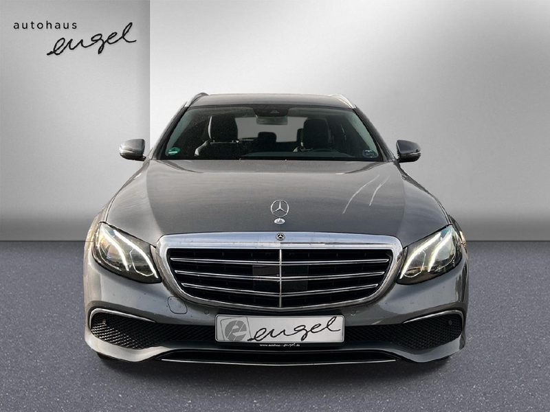 Mercedes-Benz E 200 E 200,LED,NAVI,DISCTRONIC,KAMERA,AHK,el.HECKKLAPPE — photo 3