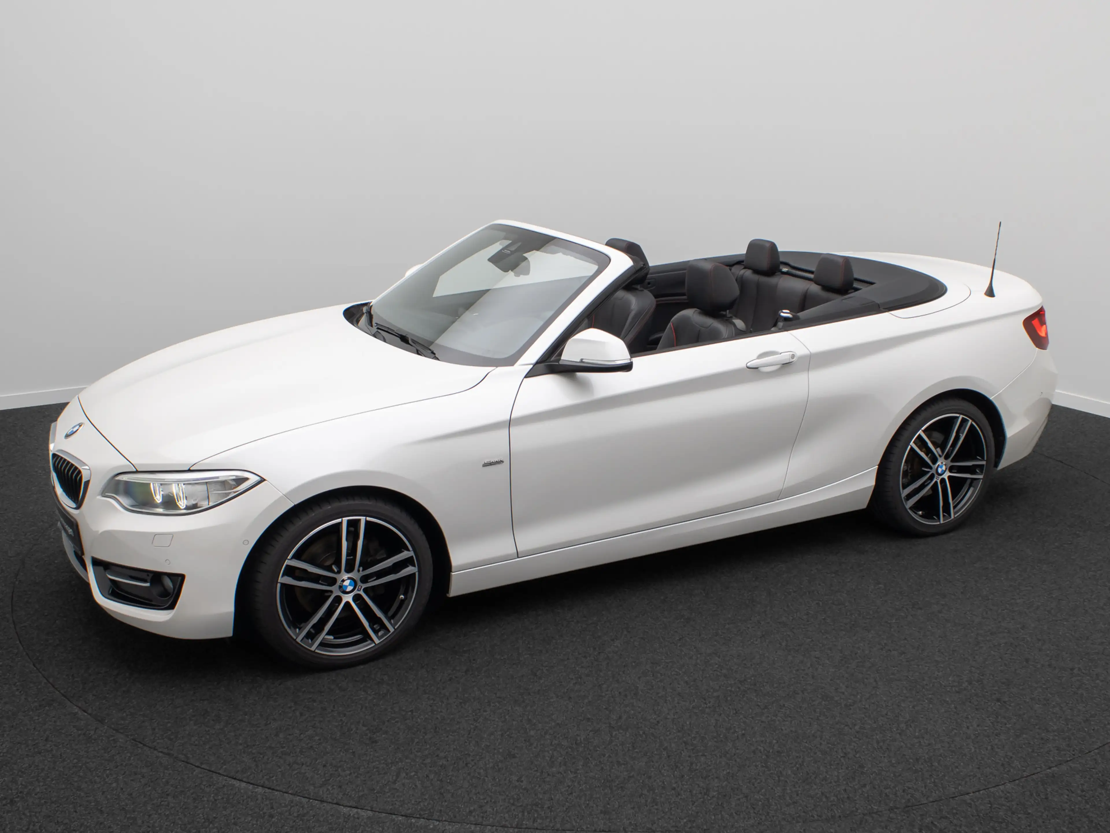BMW 220 Cabrio Sport Line HiFi PDC Alarm Leder 18 — photo 12