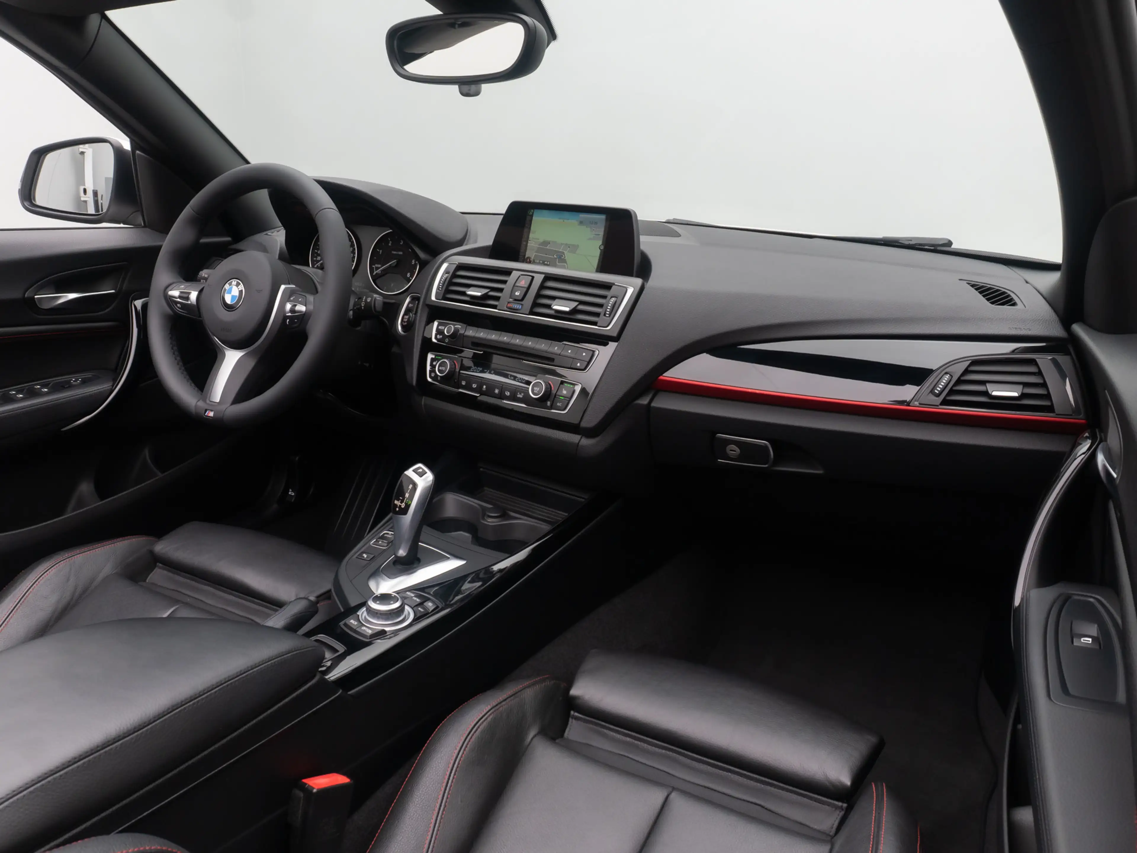 BMW 220 Cabrio Sport Line HiFi PDC Alarm Leder 18 — photo 35