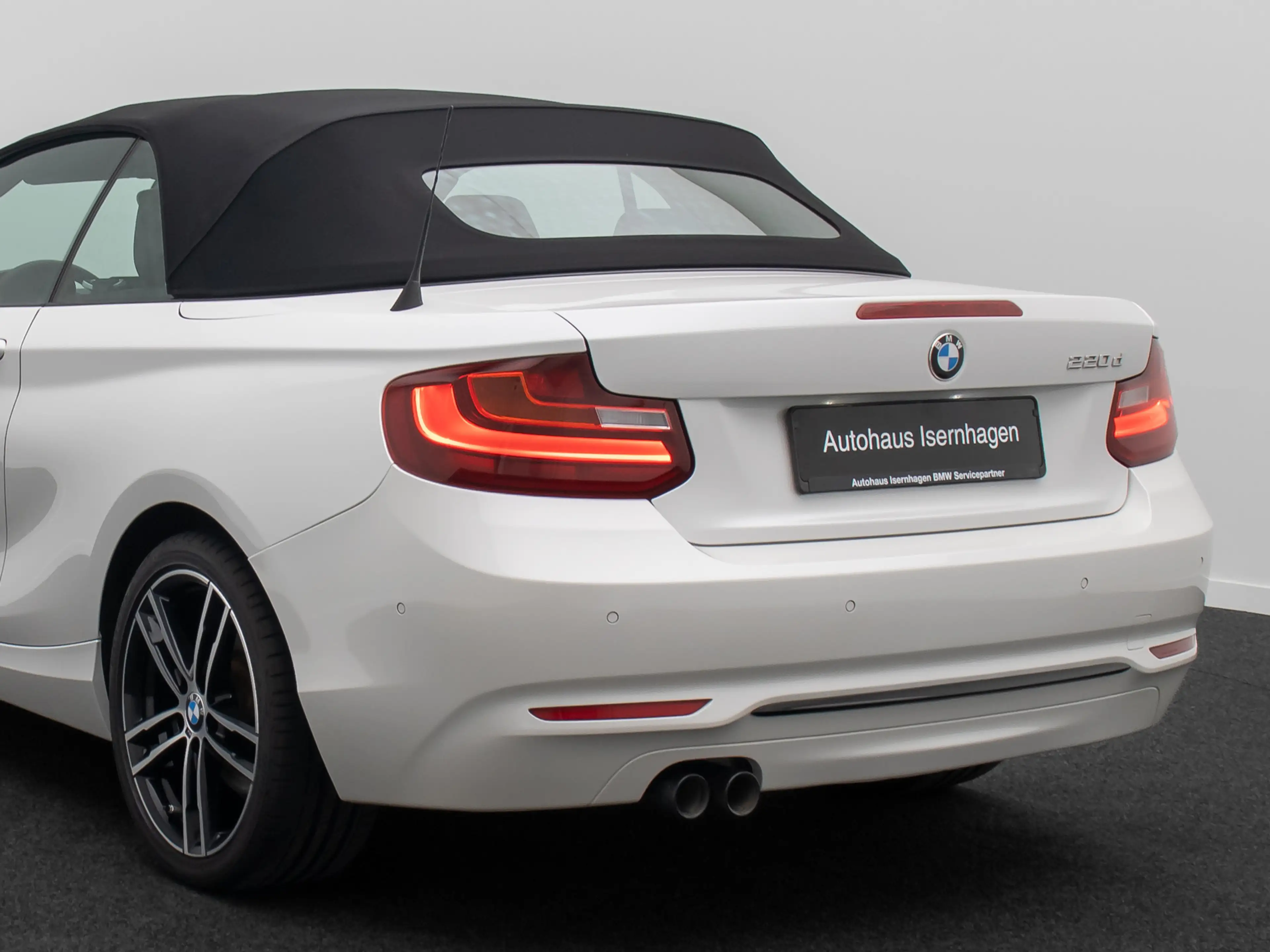 BMW 220 Cabrio Sport Line HiFi PDC Alarm Leder 18 — photo 16