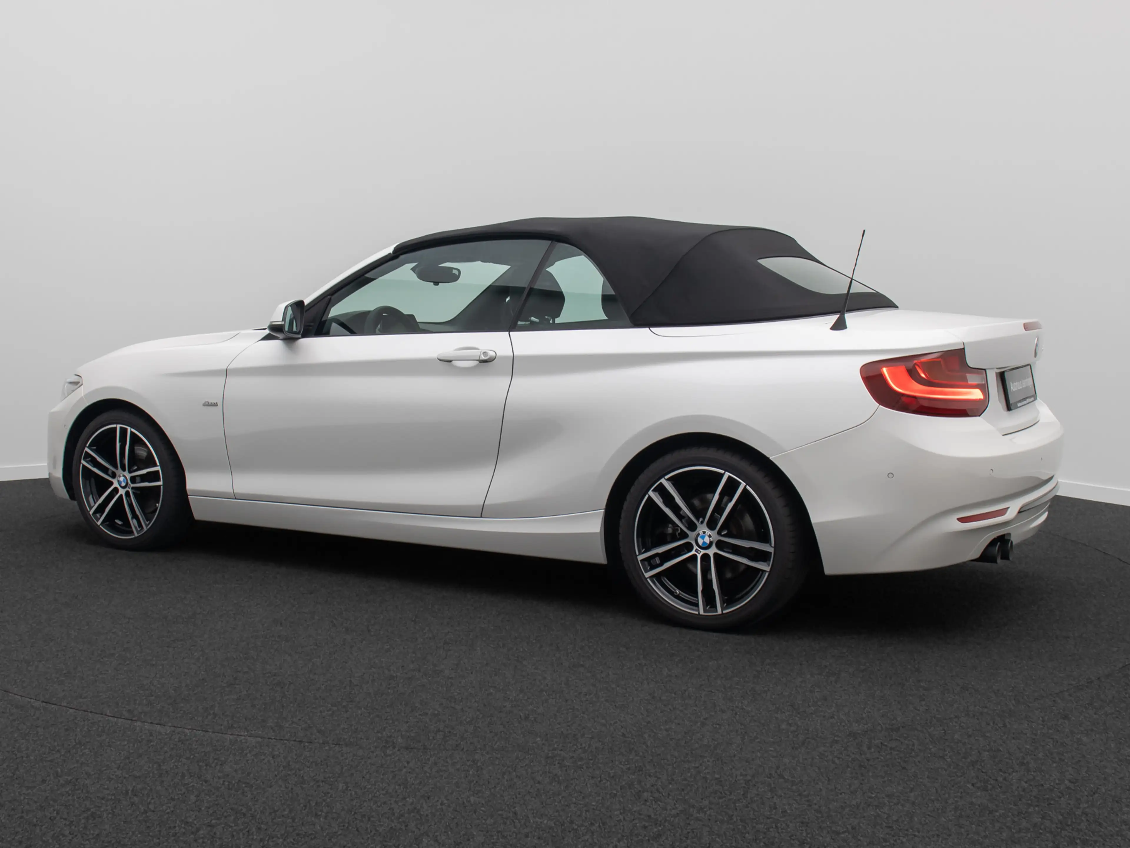 BMW 220 Cabrio Sport Line HiFi PDC Alarm Leder 18 — photo 10