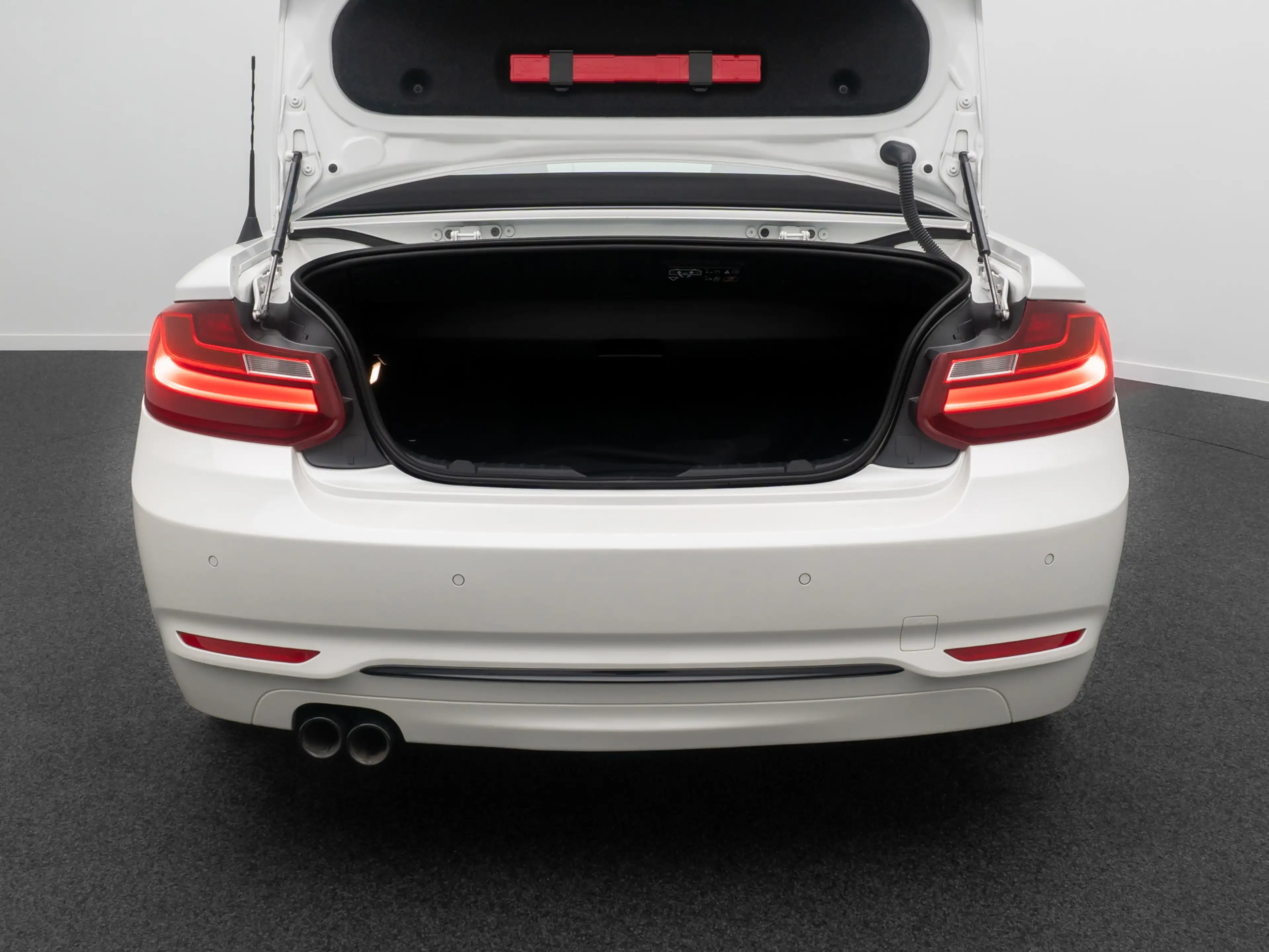 BMW 220 Cabrio Sport Line HiFi PDC Alarm Leder 18 — photo 13