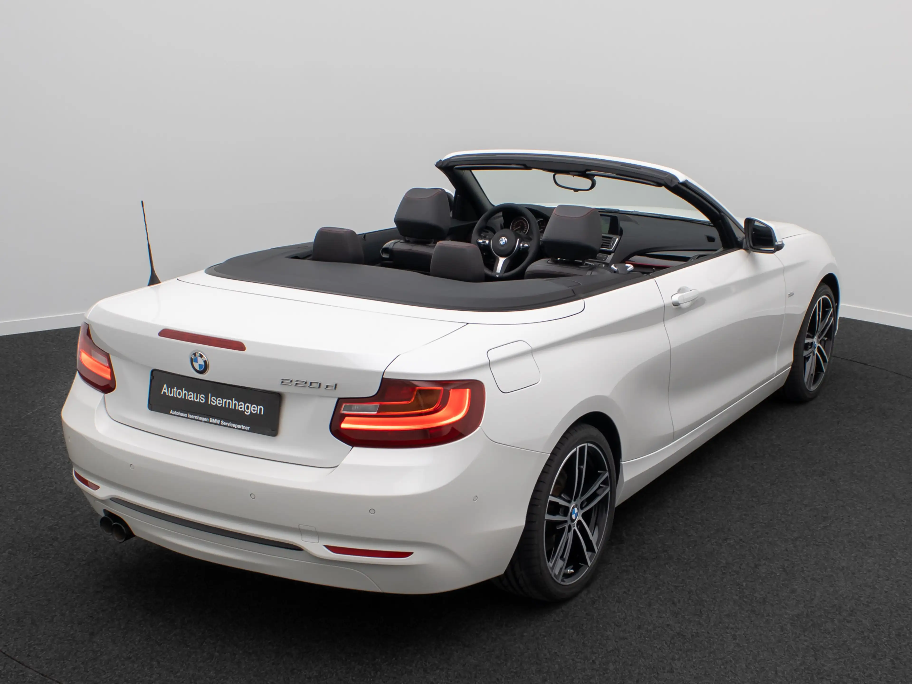 BMW 220 Cabrio Sport Line HiFi PDC Alarm Leder 18 — photo 7