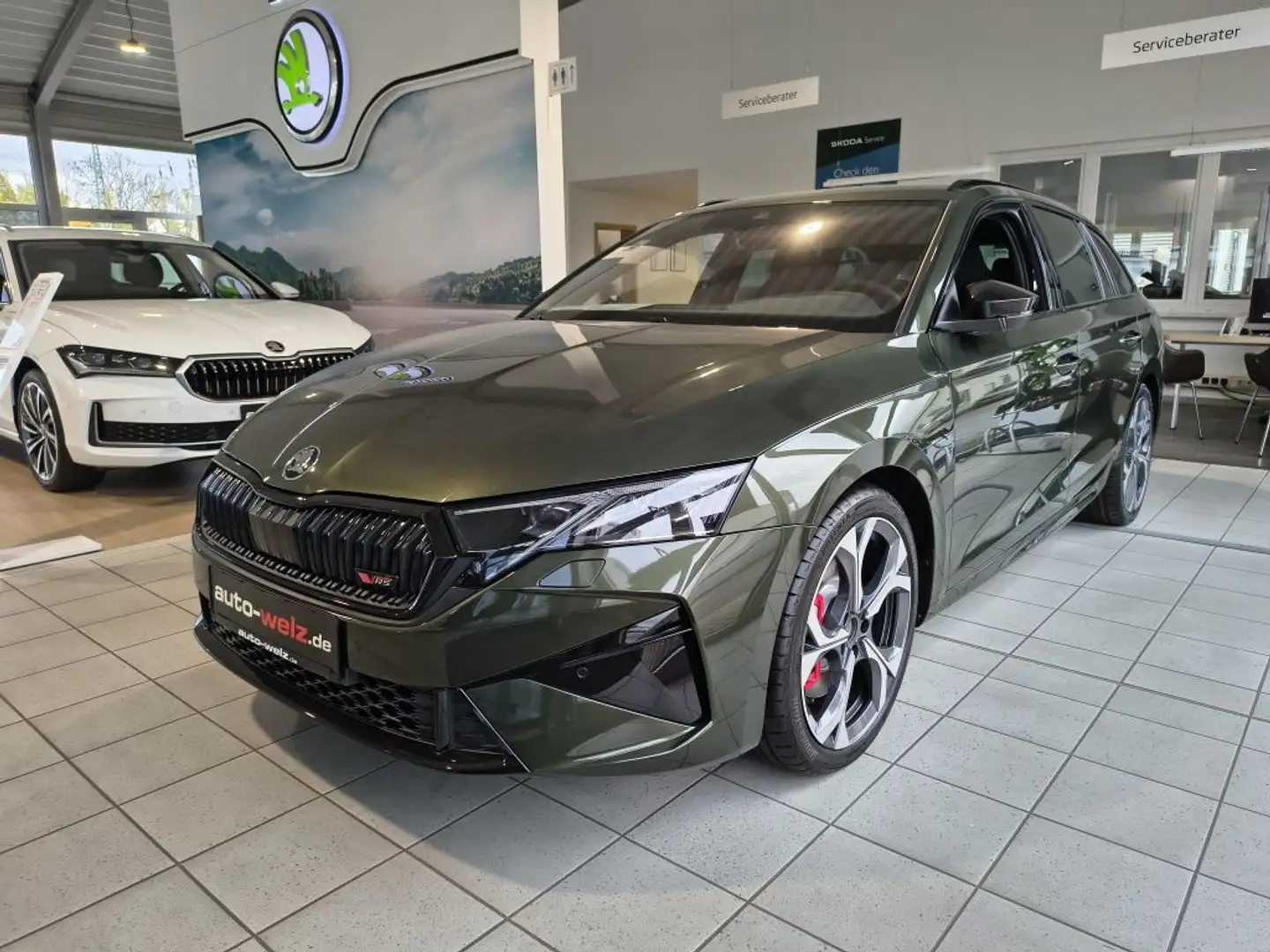 Skoda Octavia Combi 2.0 TSI RS KHAKI-GRÜN Grün - 1