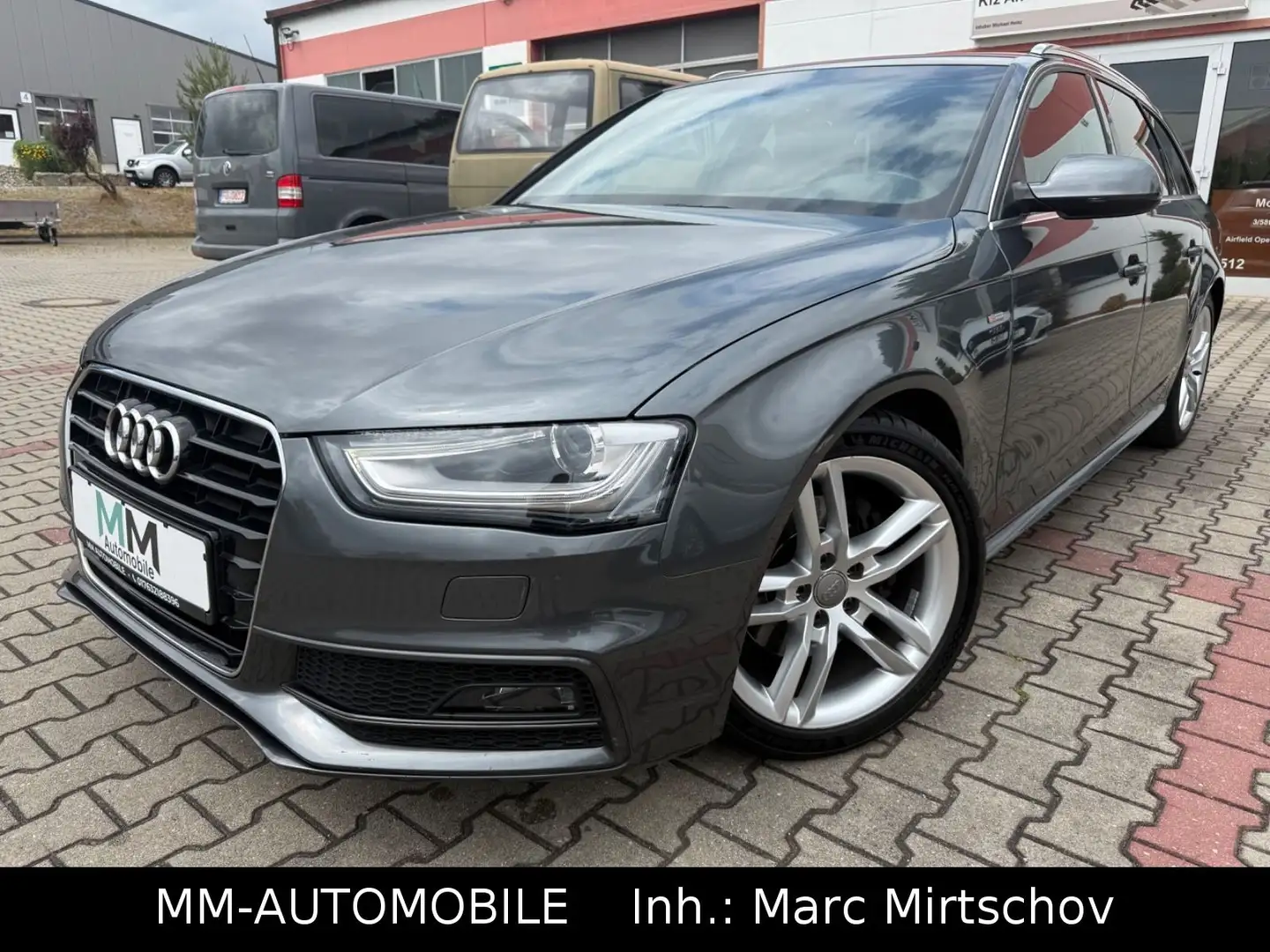 Audi A4 Avant S Line plus-NAV-XEN-PANO-LED-AUDI KD-18 Grau - 2
