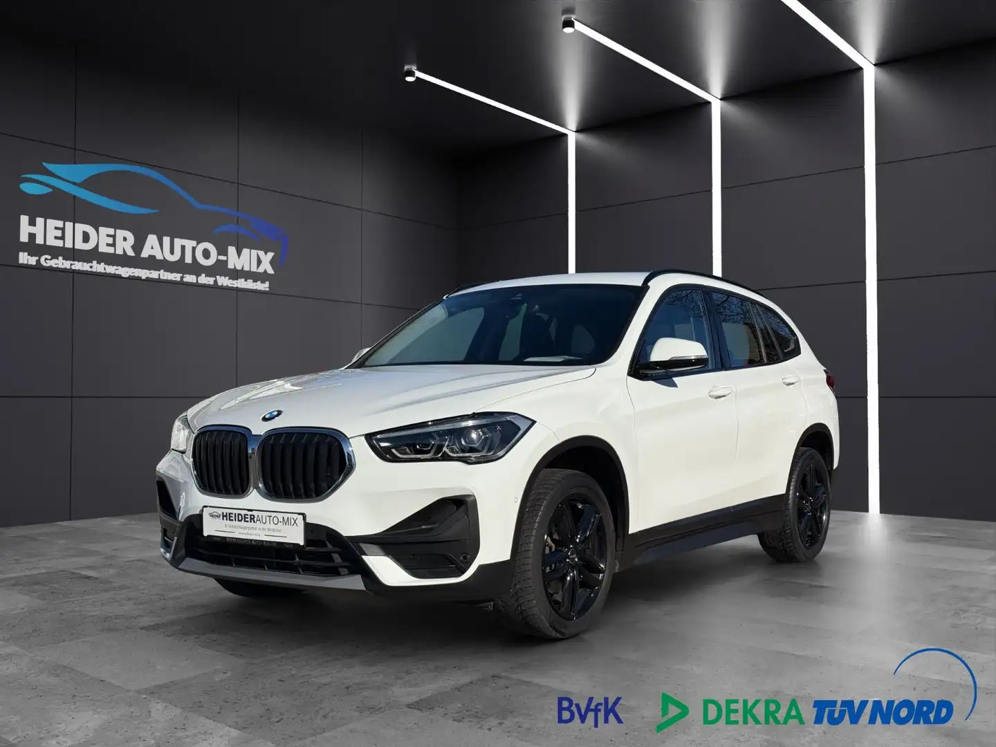 BMW X1 18 d sDrive Advantage TEMPOMAT|LED|PDC|1.HAND Blanc - 1