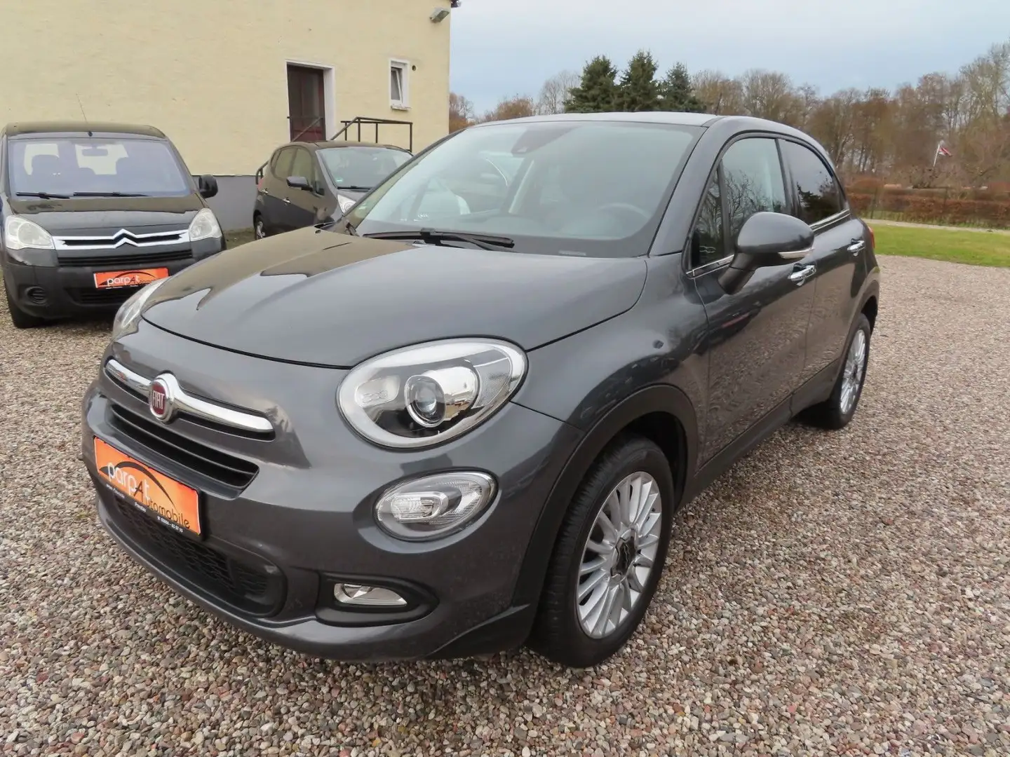 Fiat 500X Lounge KLIMA NAVI SHZG LMF Grau - 1