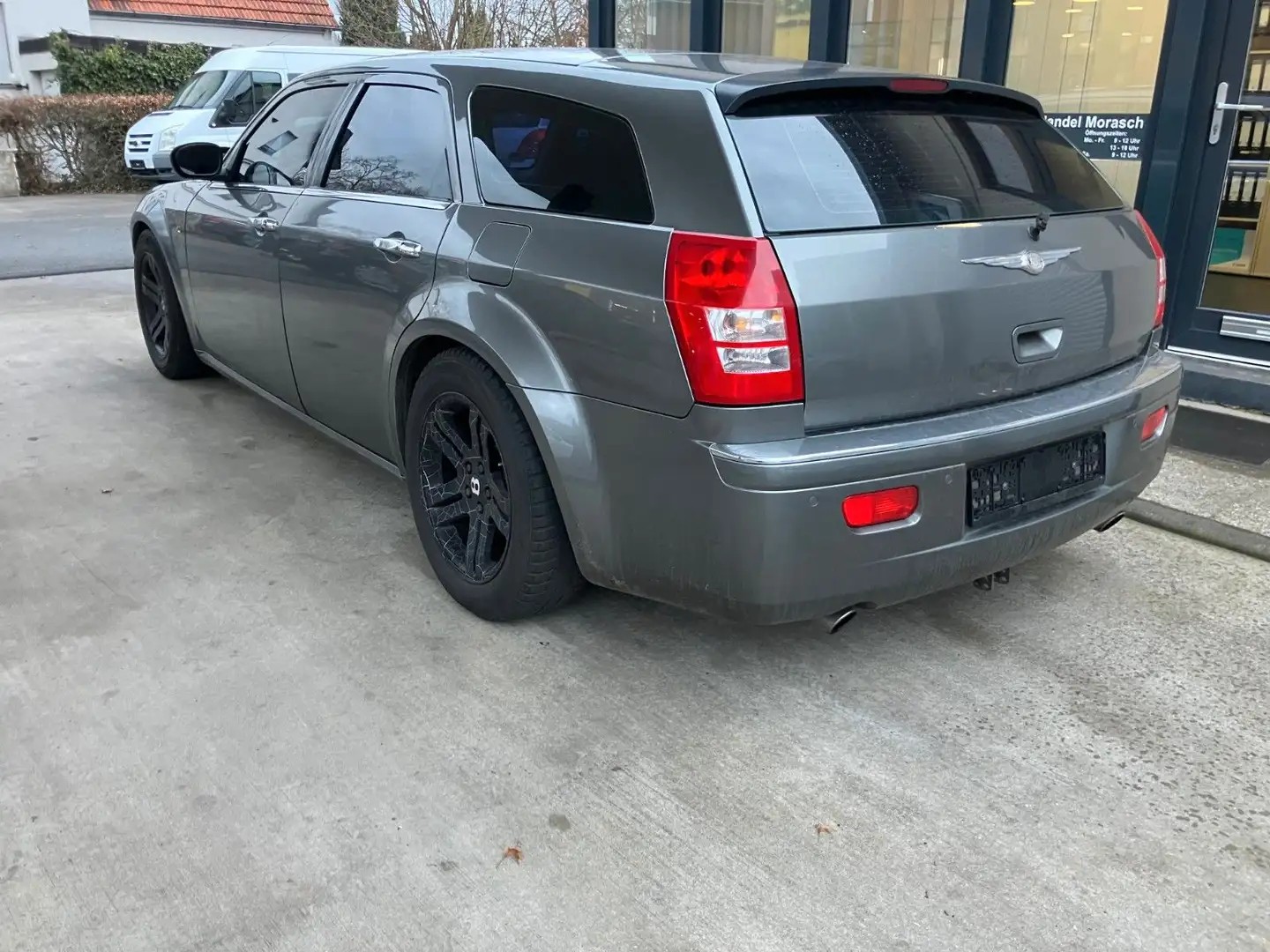 Chrysler 300C Touring 3.5 L    LPG-Gas Grau - 2