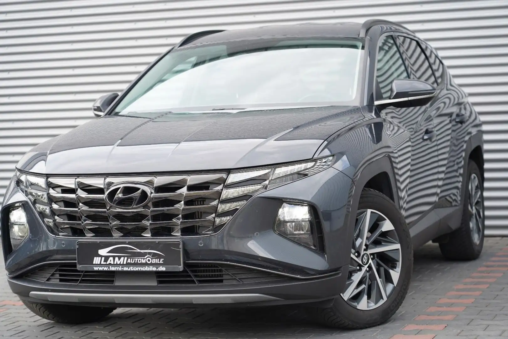 Hyundai TUCSON 1.6 CRDI Trend Mild-Hybrid 2WD KAM NAVI Gris - 1
