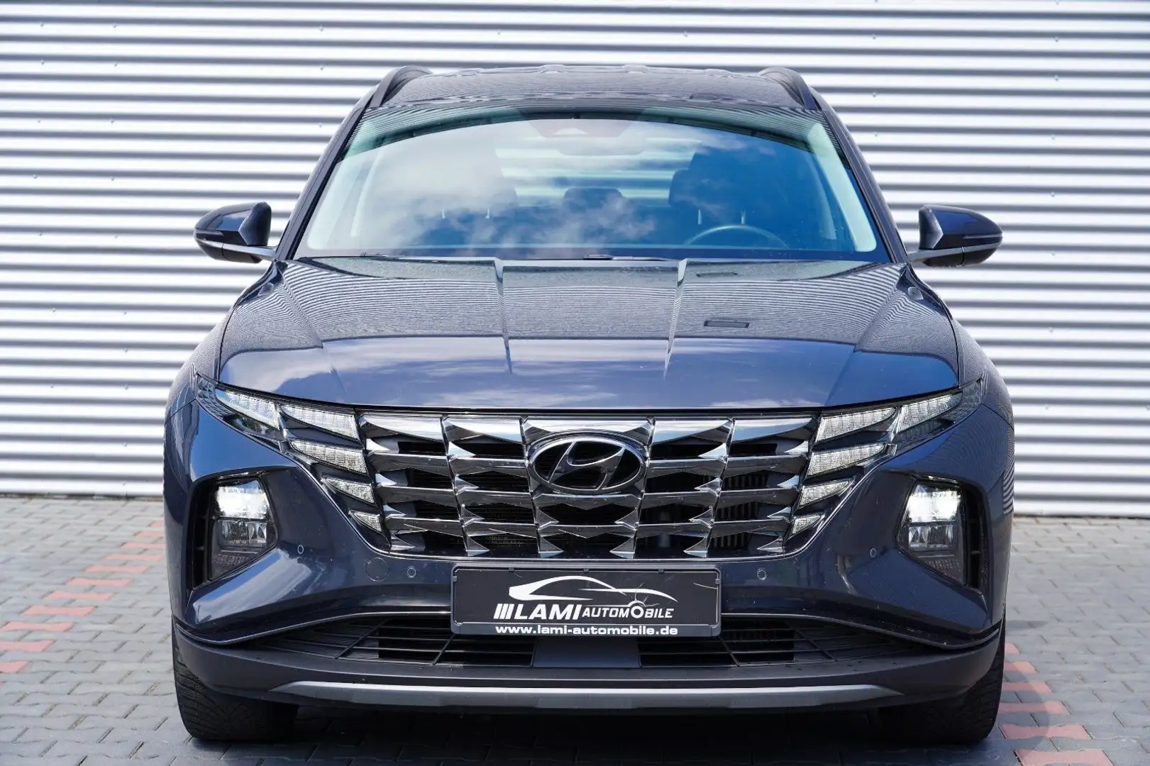 Hyundai TUCSON 1.6 CRDI Trend Mild-Hybrid 2WD KAM NAVI Grau - 2