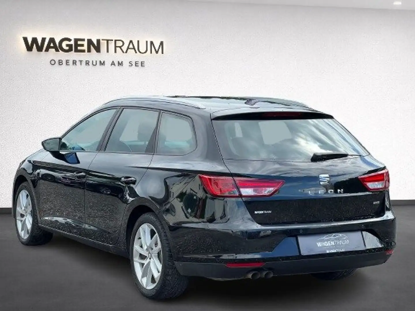 SEAT Leon ST 4x4 - Xenon - Sitzheizung - PDC - Allrad Schwarz - 2