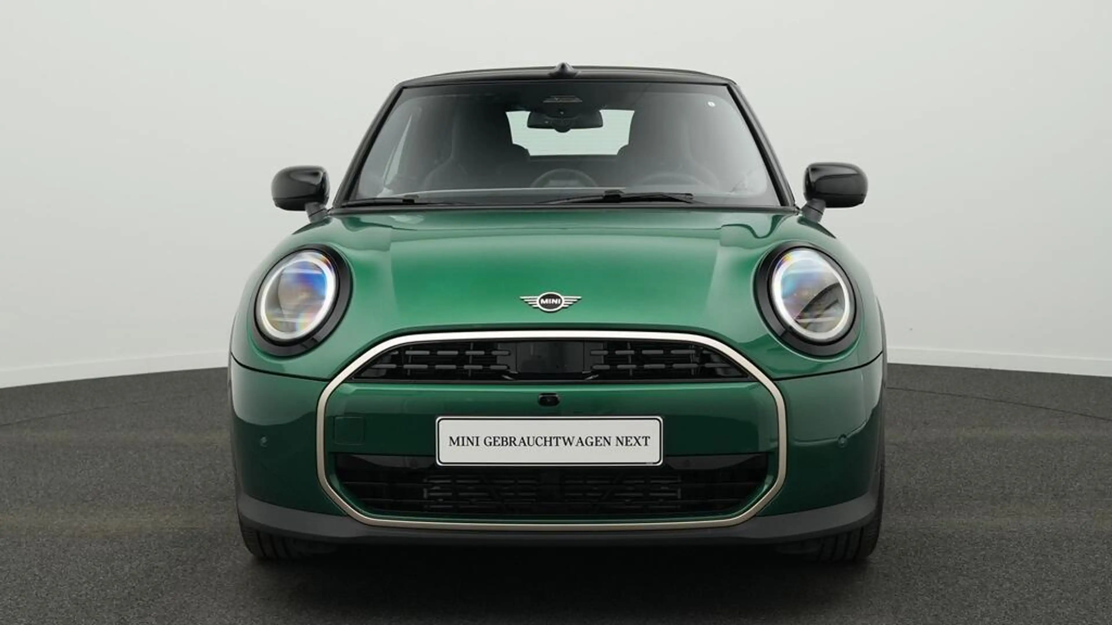MINI Cooper C Cabrio Favoured Trim — photo 15