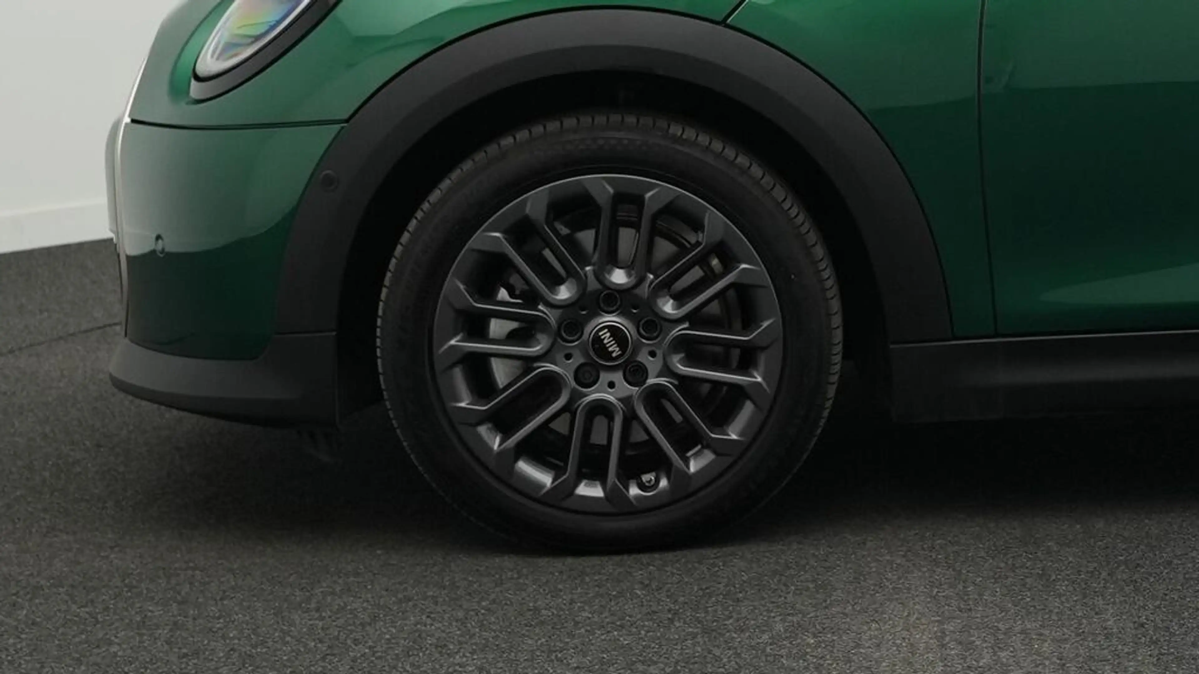 MINI Cooper C Cabrio Favoured Trim — photo 9