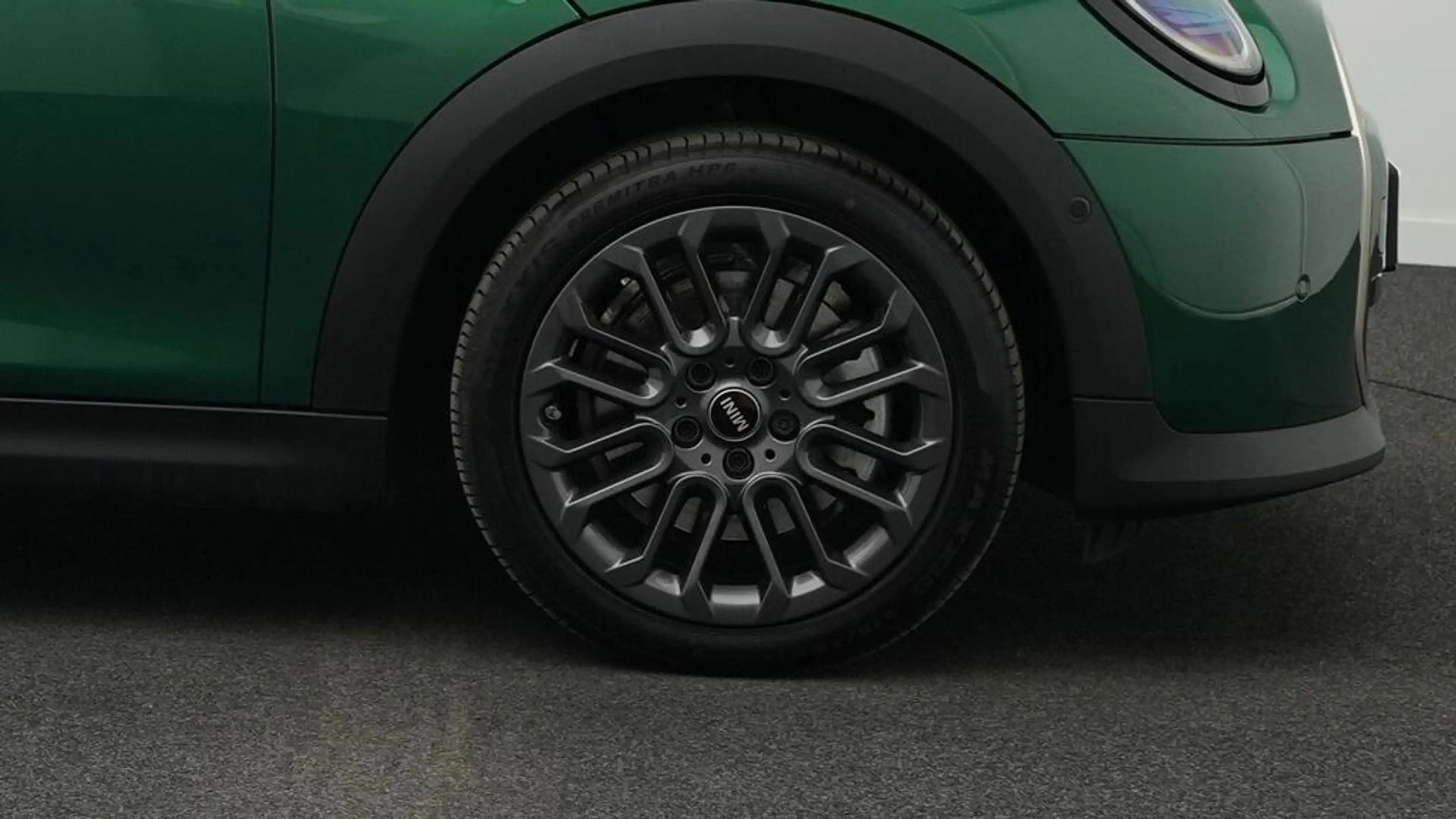 MINI Cooper C Cabrio Favoured Trim — photo 11