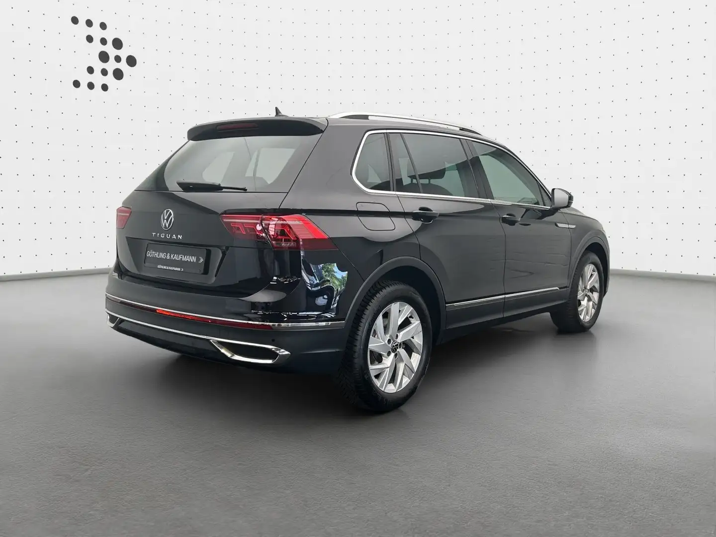 Volkswagen Tiguan Elegance 1.5 TSI 110kW*DSG*AHK*NAVI*ASG*I Zwart - 2