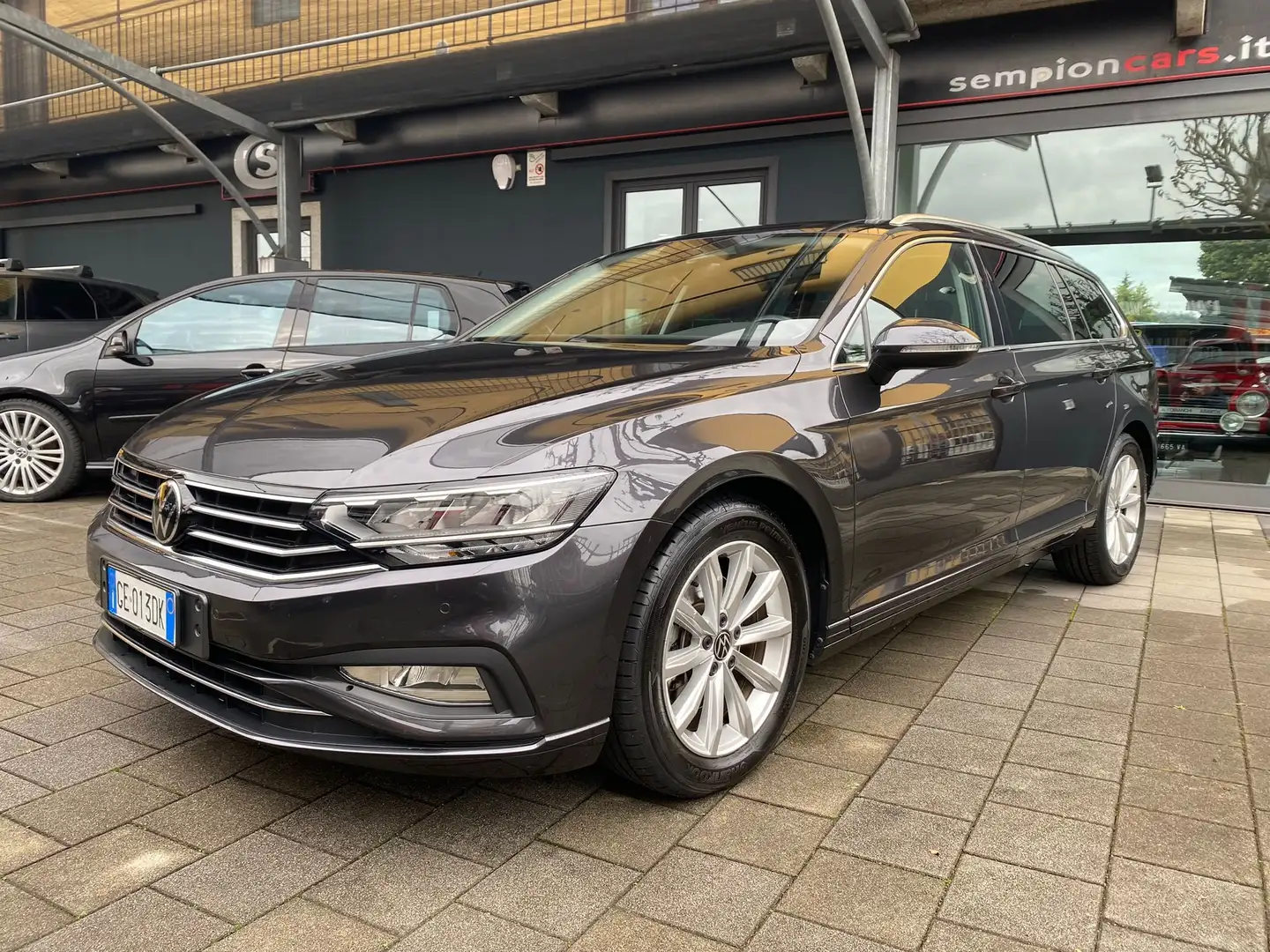 Volkswagen Passat Variant Variant 2.0 tdi 150cv dsg Business LED/NAVI/ACC - 2