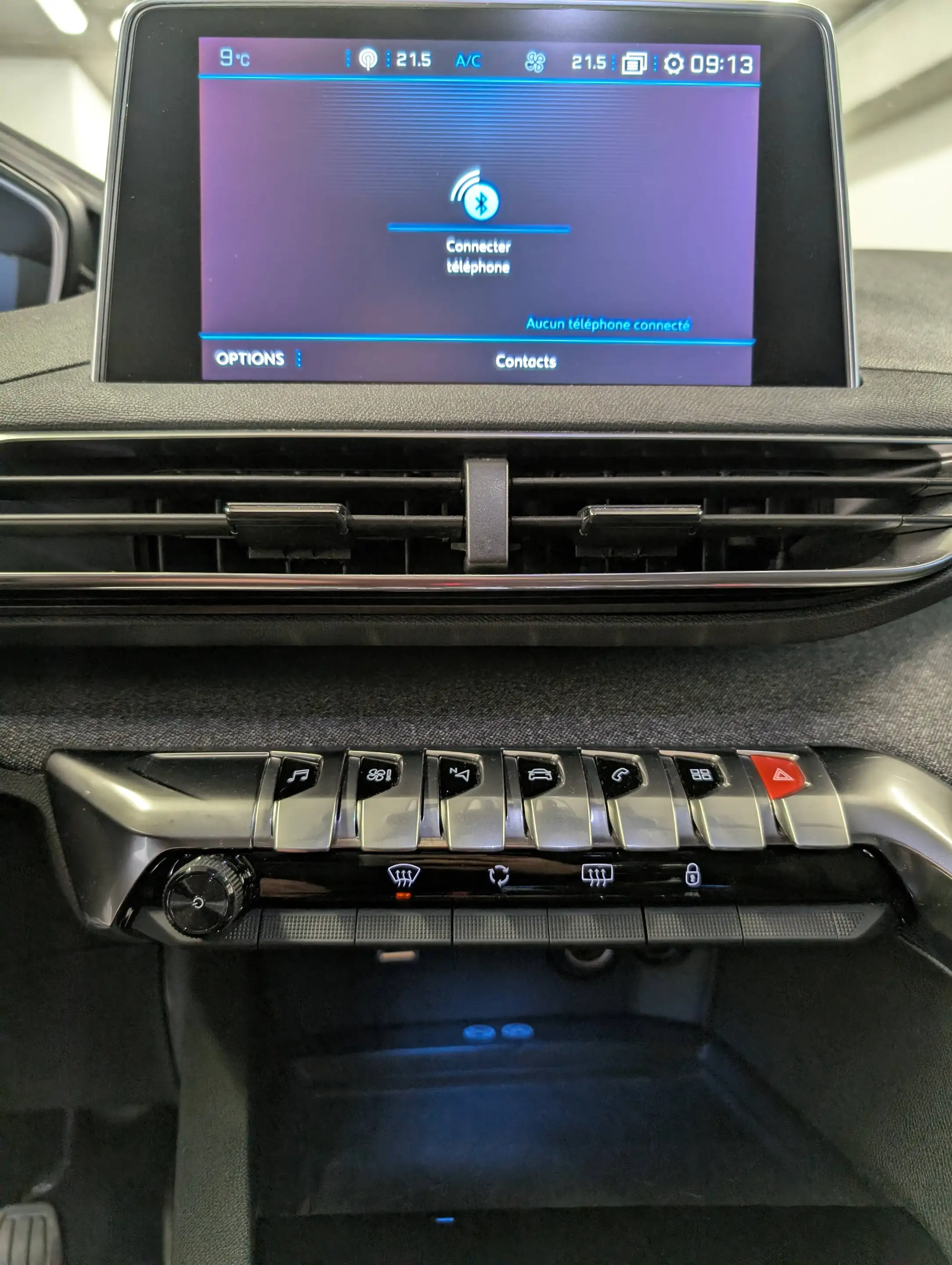 Peugeot 3008 1.5BlueHDi Allure *NAVI-LED-CAMERA-PARKING-CRUISE* — photo 14