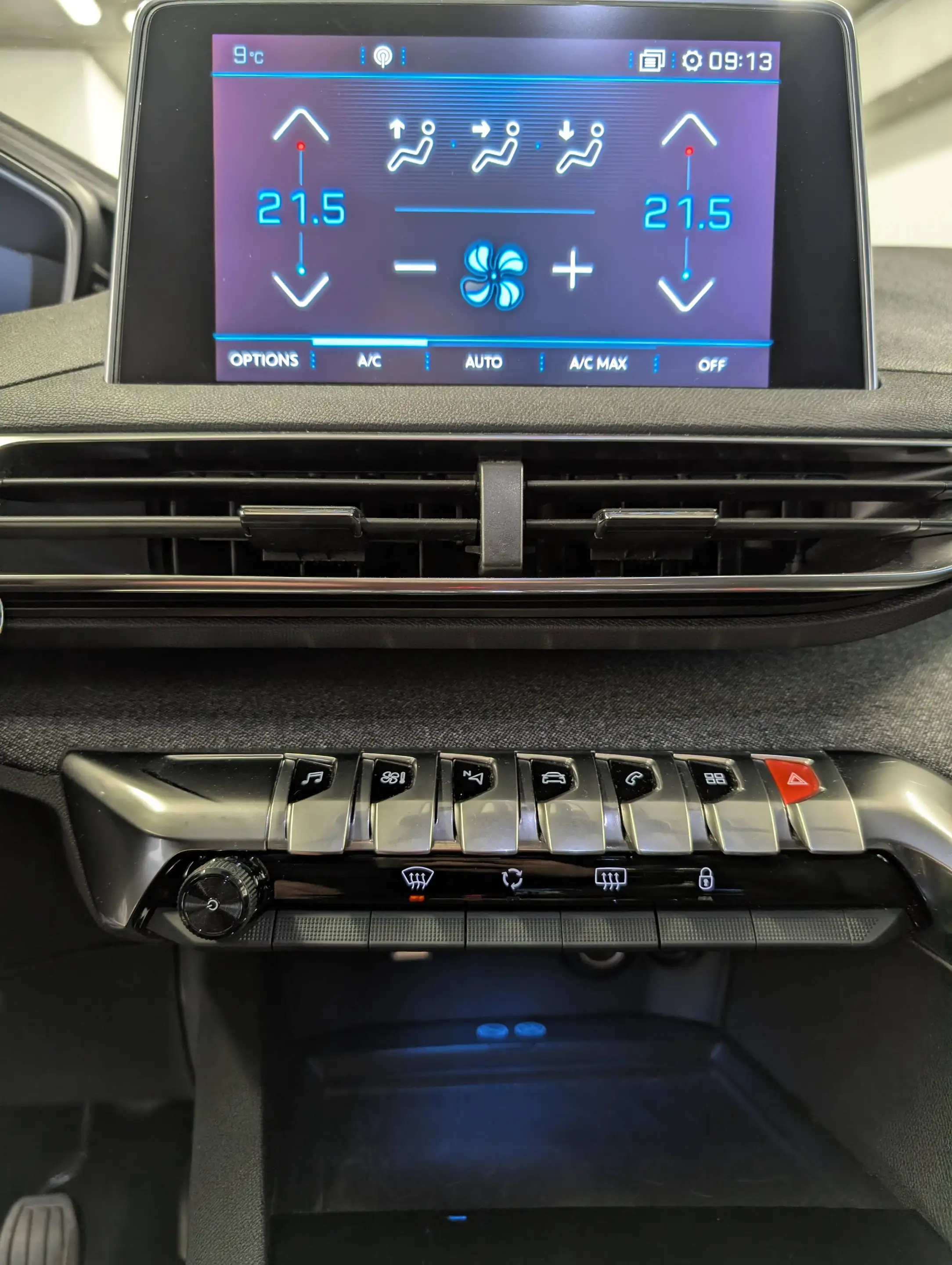 Peugeot 3008 1.5BlueHDi Allure *NAVI-LED-CAMERA-PARKING-CRUISE* — photo 13