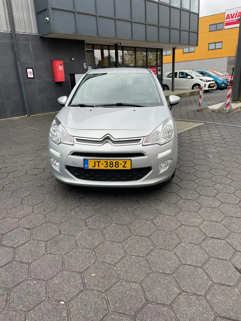 Citroen C3 1.2 PureTech Selection Grijs - 2