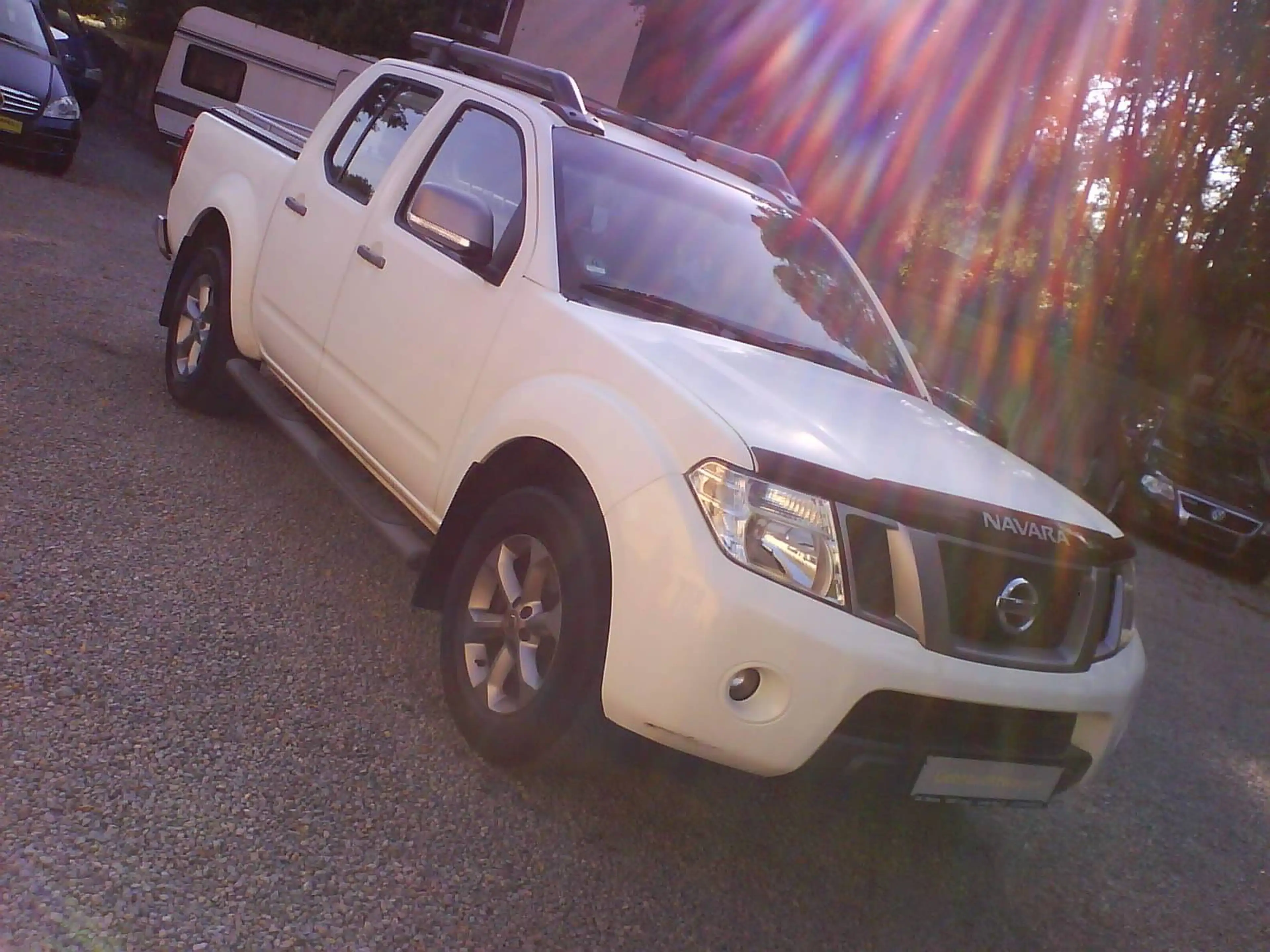 Nissan Navara Double Cab PLATINUM 4X4 — photo 3
