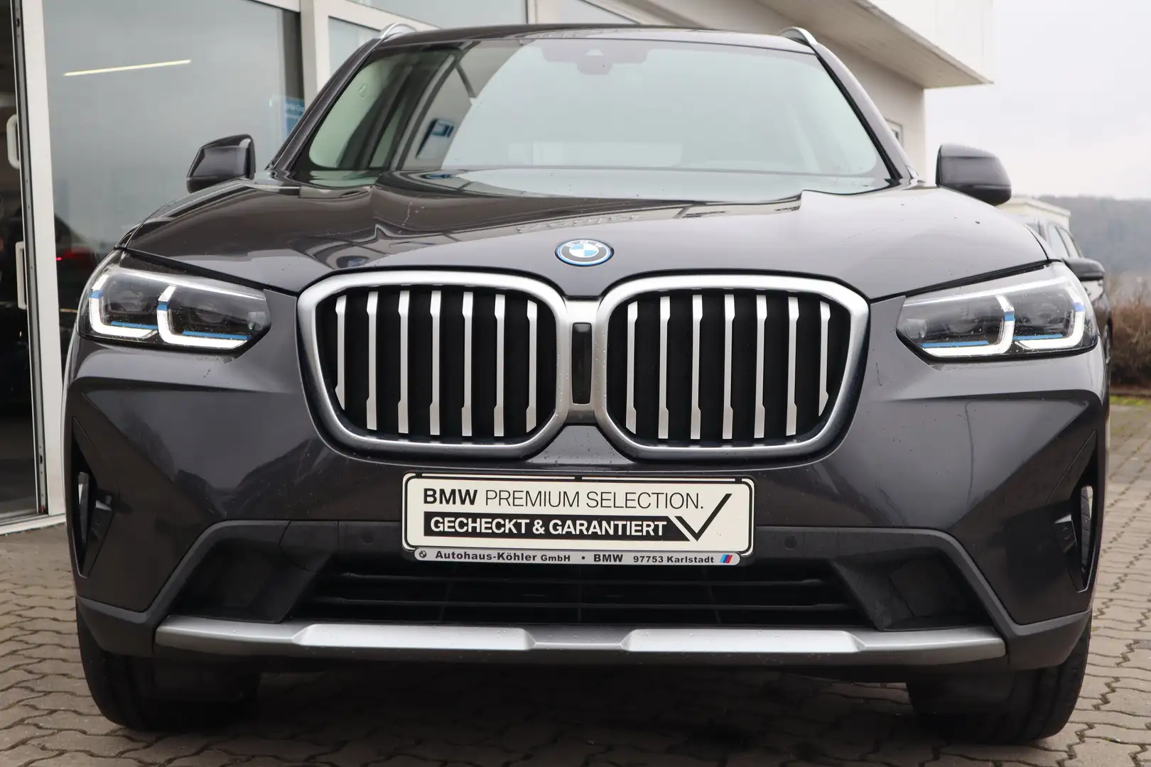 BMW X3 xDrive30e Head-Up HiFi DAB WLAN Komfortzg. Gris - 2
