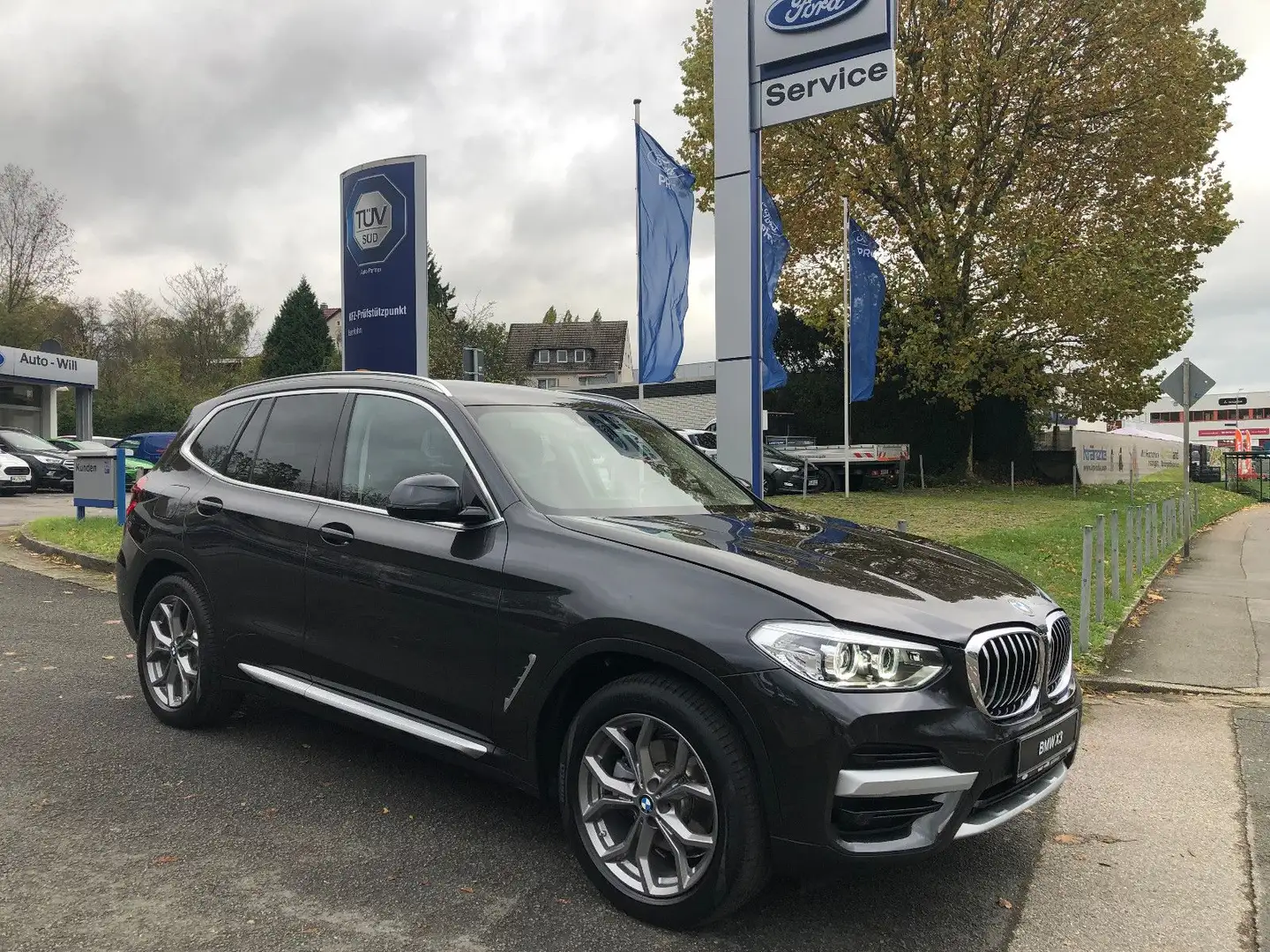 BMW X3 xDrive 20 d xLine Gris - 1