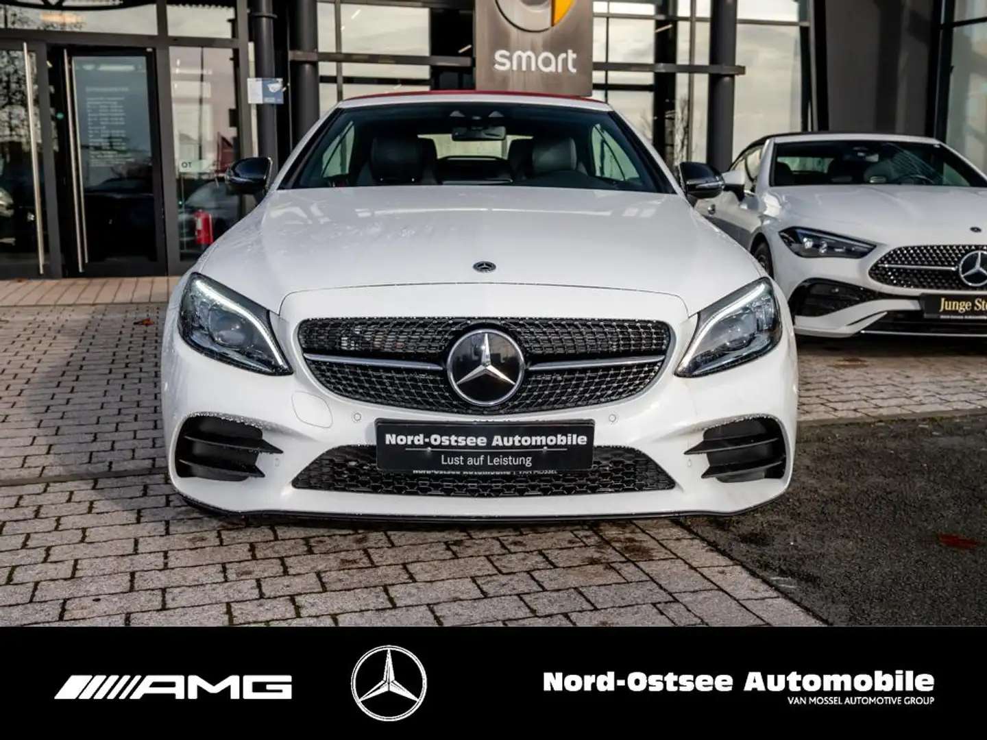 Mercedes-Benz C 300 CABRIOLET AMG+ NIGHT KAMERA SHZ COMAND Blanc - 2