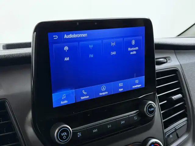 Ford Transit Custom view 13