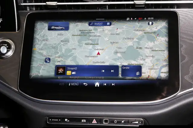 Mercedes-Benz E-Class view 11